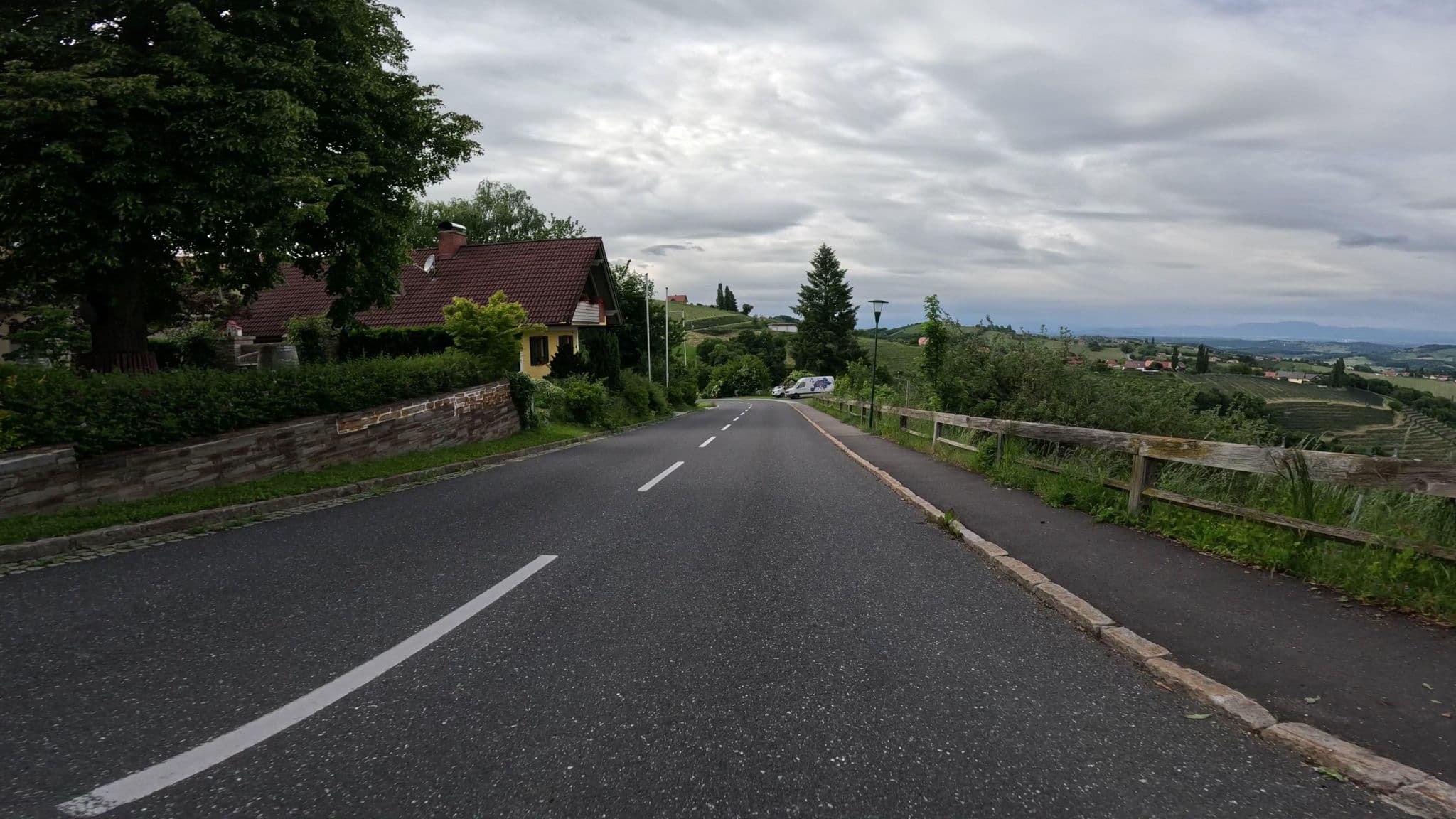 Street view near Genießerhotel - Weinhof Kappel, Heimschuh — © djpixel (CC BY-SA · Mapillary)