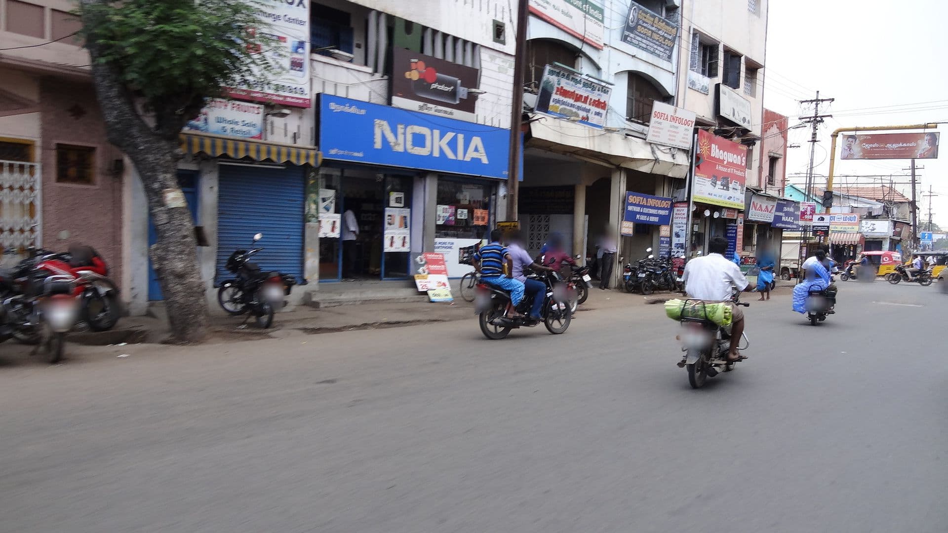 Street view near President Hotel, Madurai — © aloksharma (CC BY-SA · Mapillary)