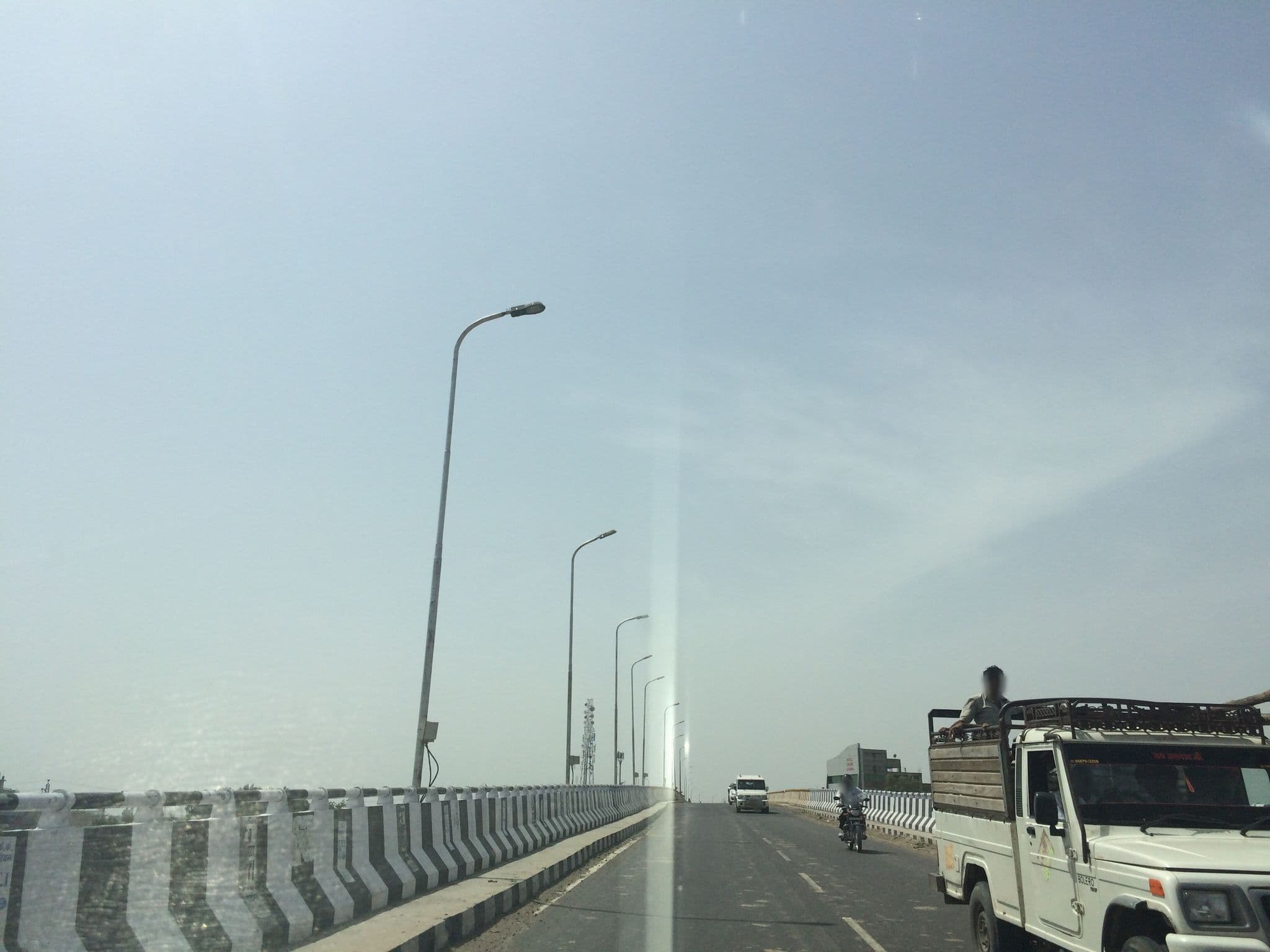 Street view near OYO 63690 New Kk Hotel, Bārmer — © shravan91 (CC BY-SA · Mapillary)