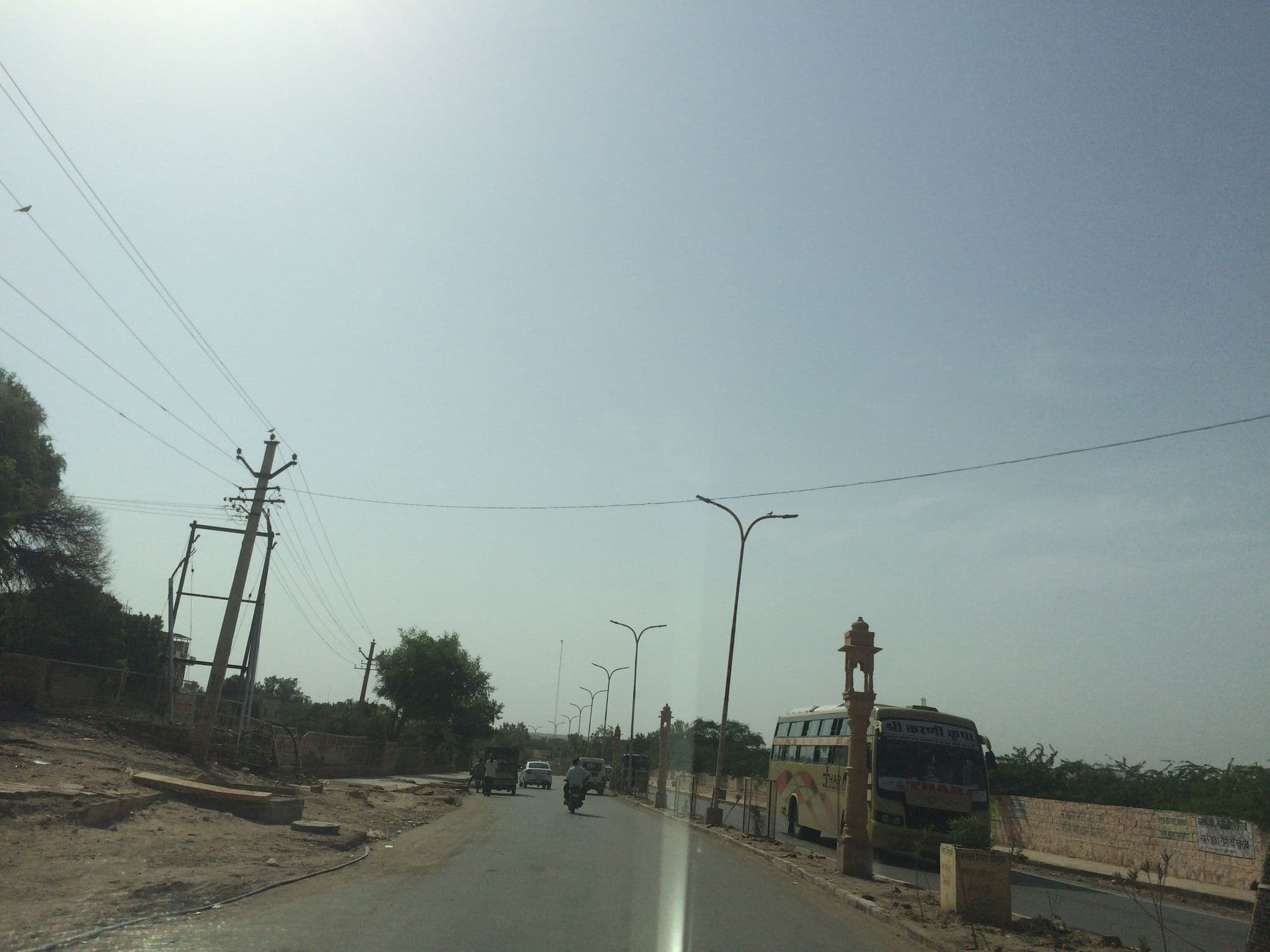 Street view near Hotel Rajdhani, Jaisalmer — © shravan91 (CC BY-SA · Mapillary)