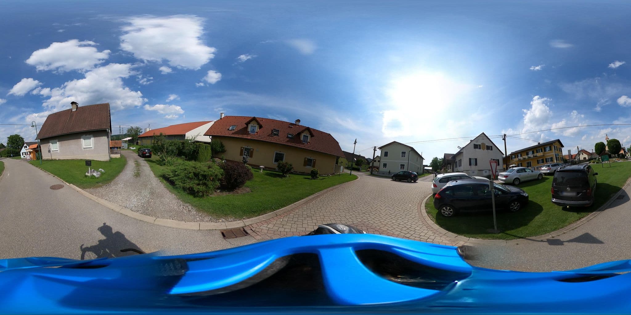 Street view near Buschenschank Zach, Grosssulz — © aceini (CC BY-SA · Mapillary)