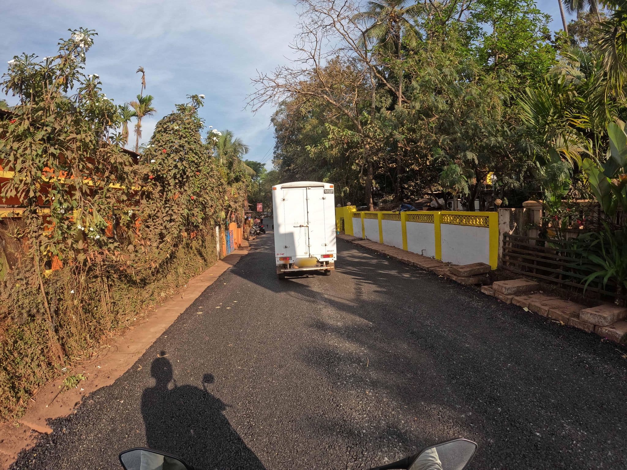 Street view near Bean Me Up Guest House / Salad Bar / Soy Station, Vagator — © lucomsky (CC BY-SA · Mapillary)