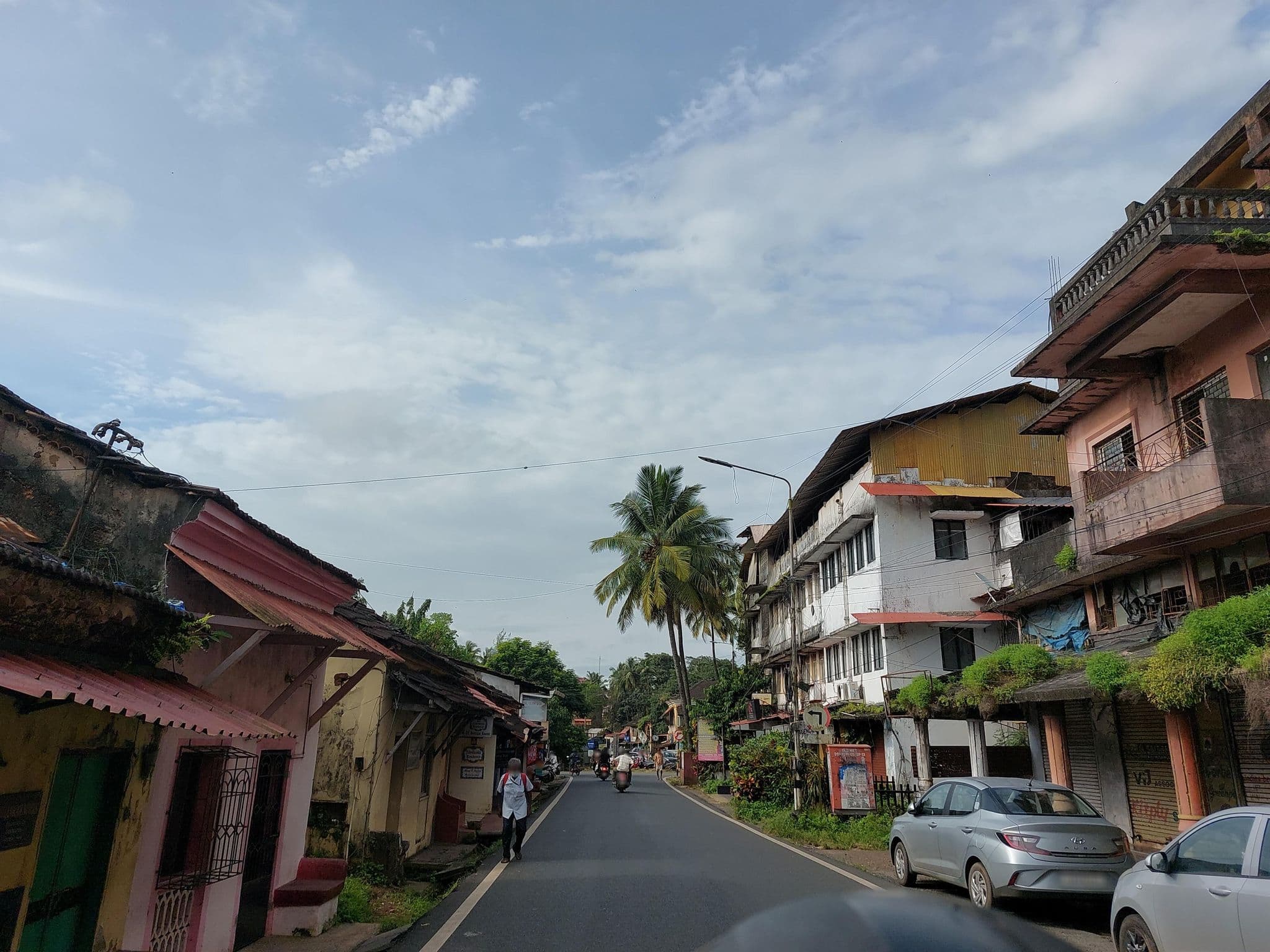 Street view near Hotel Nityananda Residency, Madgaon — © NiharikaY (CC BY-SA · Mapillary)