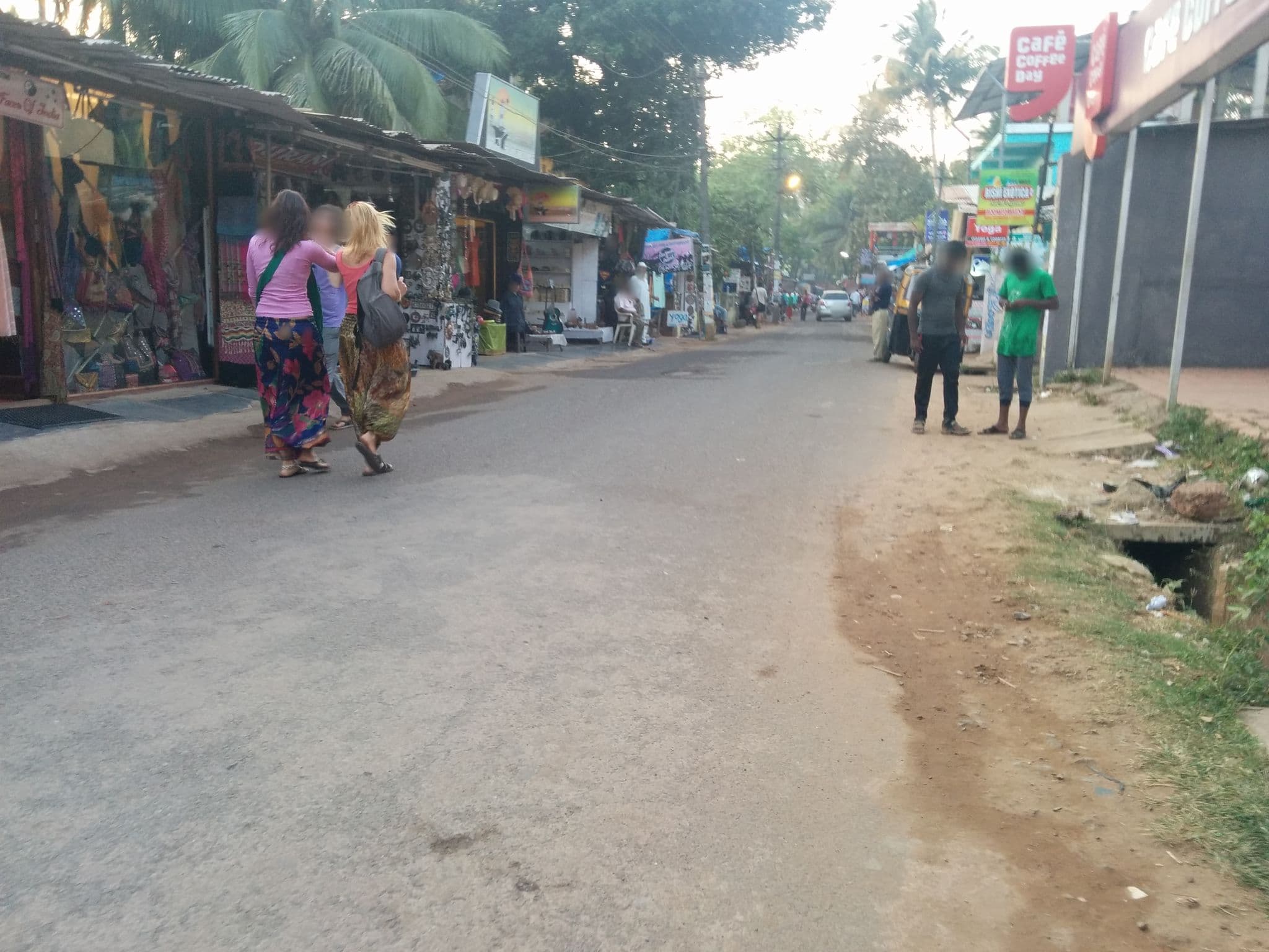 Street view near Sun N Moon Palolem Beach, Kānkon — © sashazykov (CC BY-SA · Mapillary)