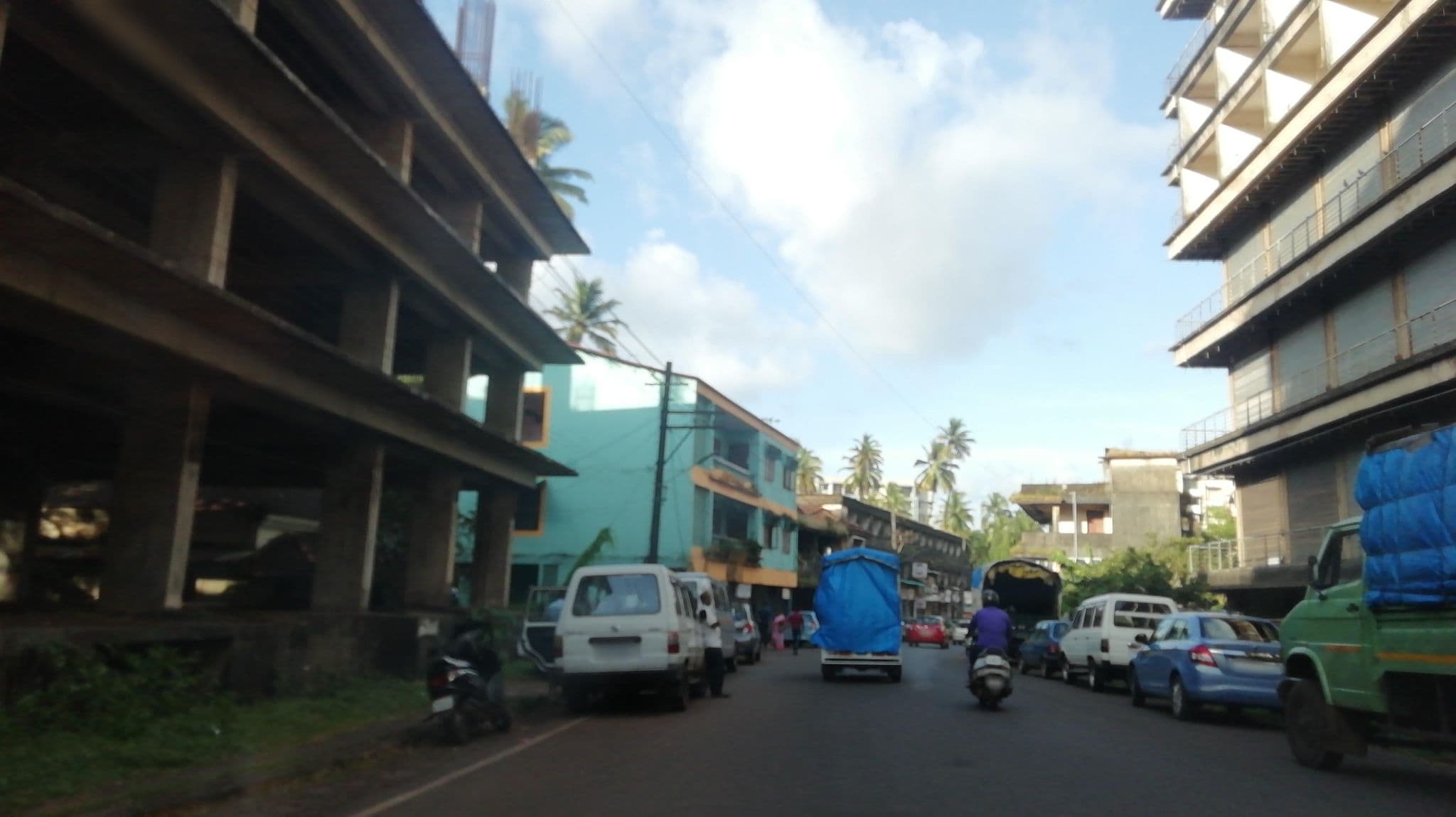Street view near Hotel Sun Grace, Ponda — © TejashreePOD (CC BY-SA · Mapillary)