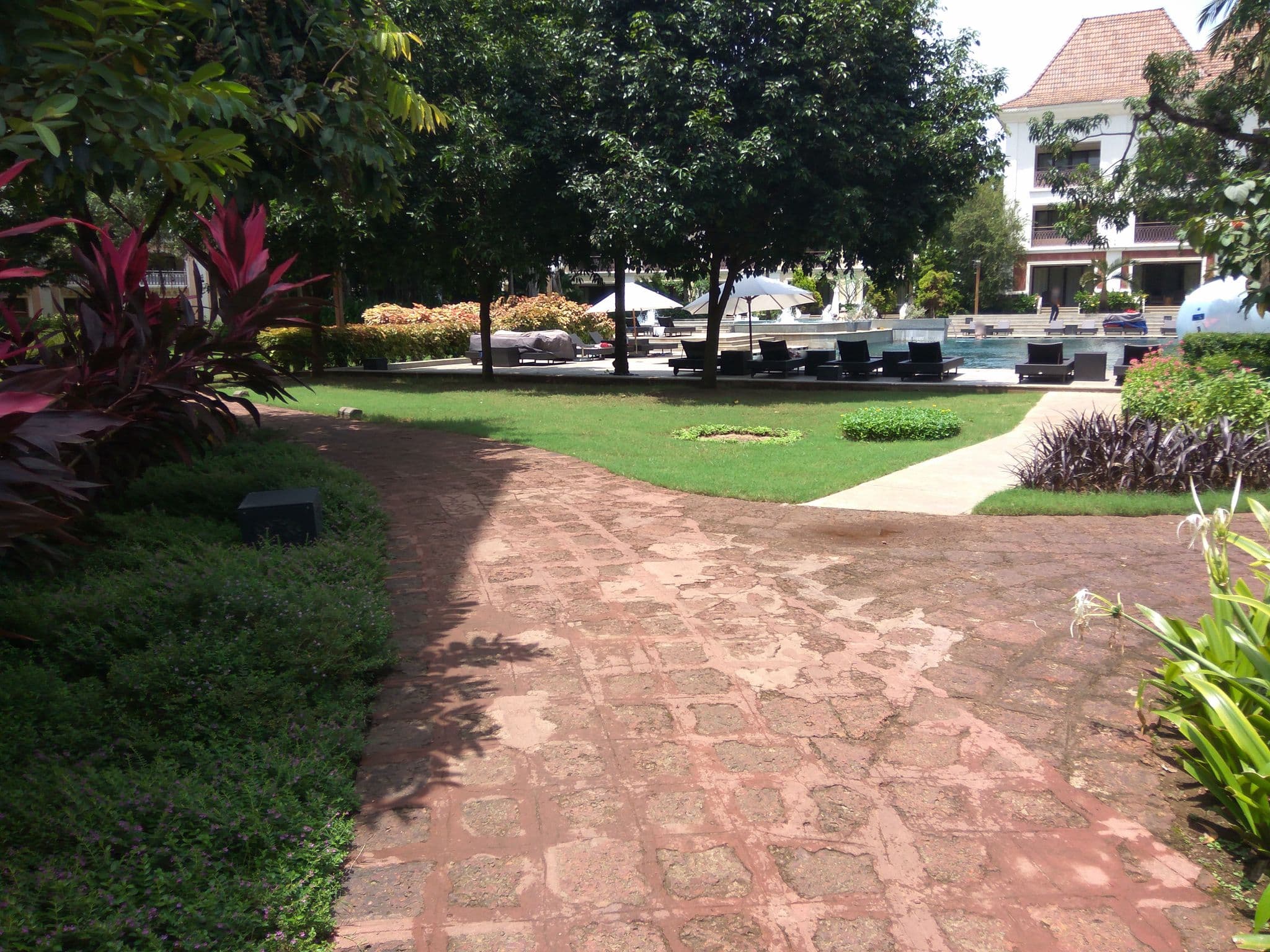 Street view near Room 2122, Bambolim — © natarajakaveeti (CC BY-SA · Mapillary)