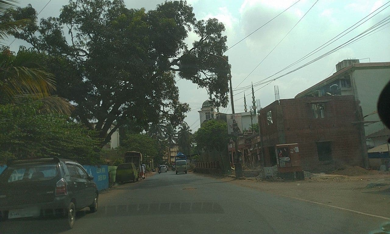 Street view near OYO Flagship Omkar Guest House Near Immaculate Conception Church, Taleigao — © edz3056 (CC BY-SA · Mapillary)