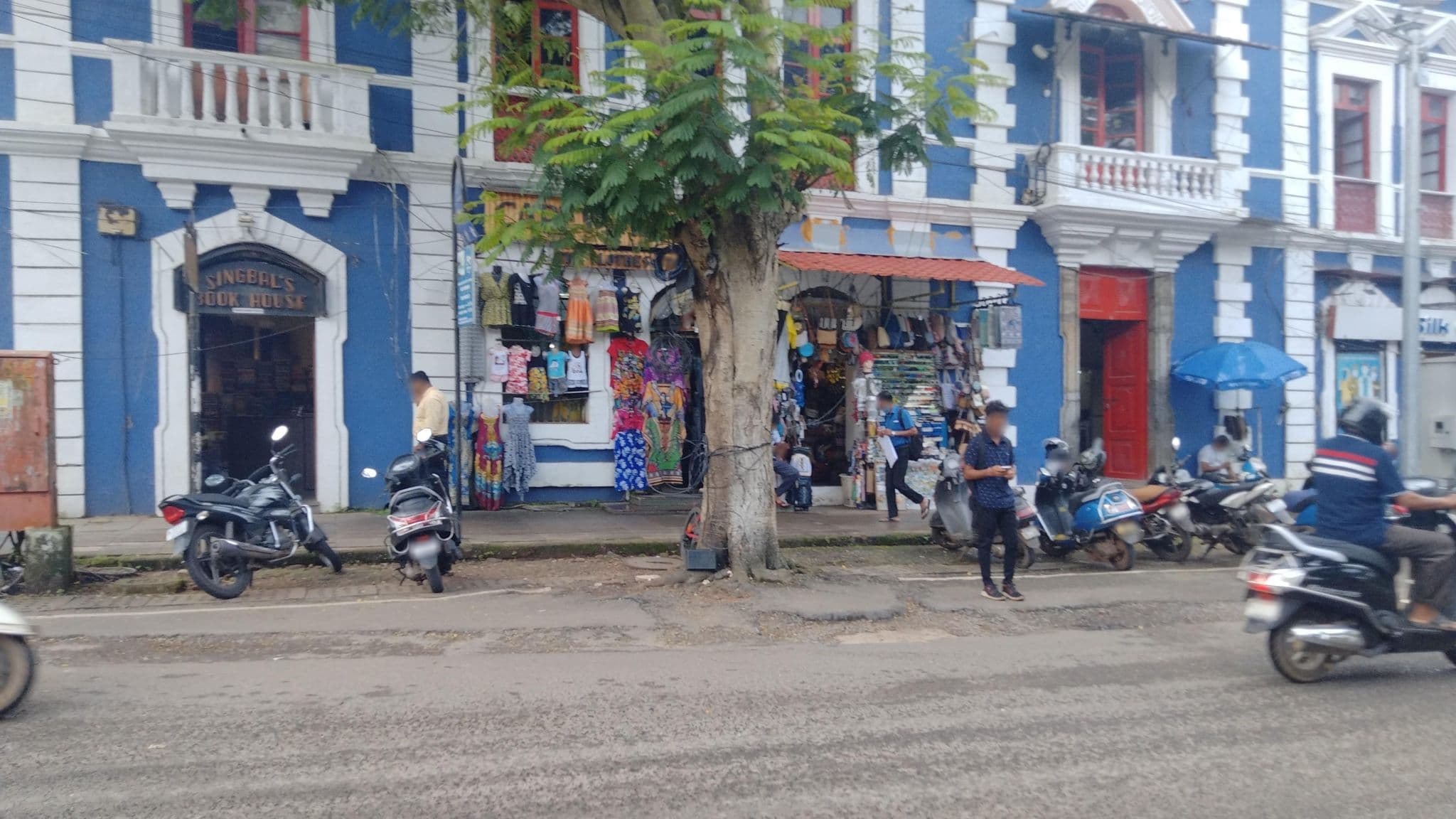 Street view near Republica, Panjim — © Patil (CC BY-SA · Mapillary)