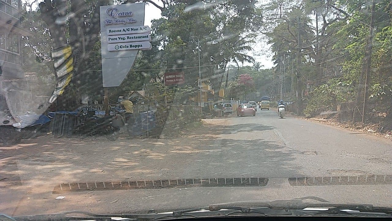 Street view near Oceana The Holiday Home Guest House, Panjim — © rdlf19051985 (CC BY-SA · Mapillary)