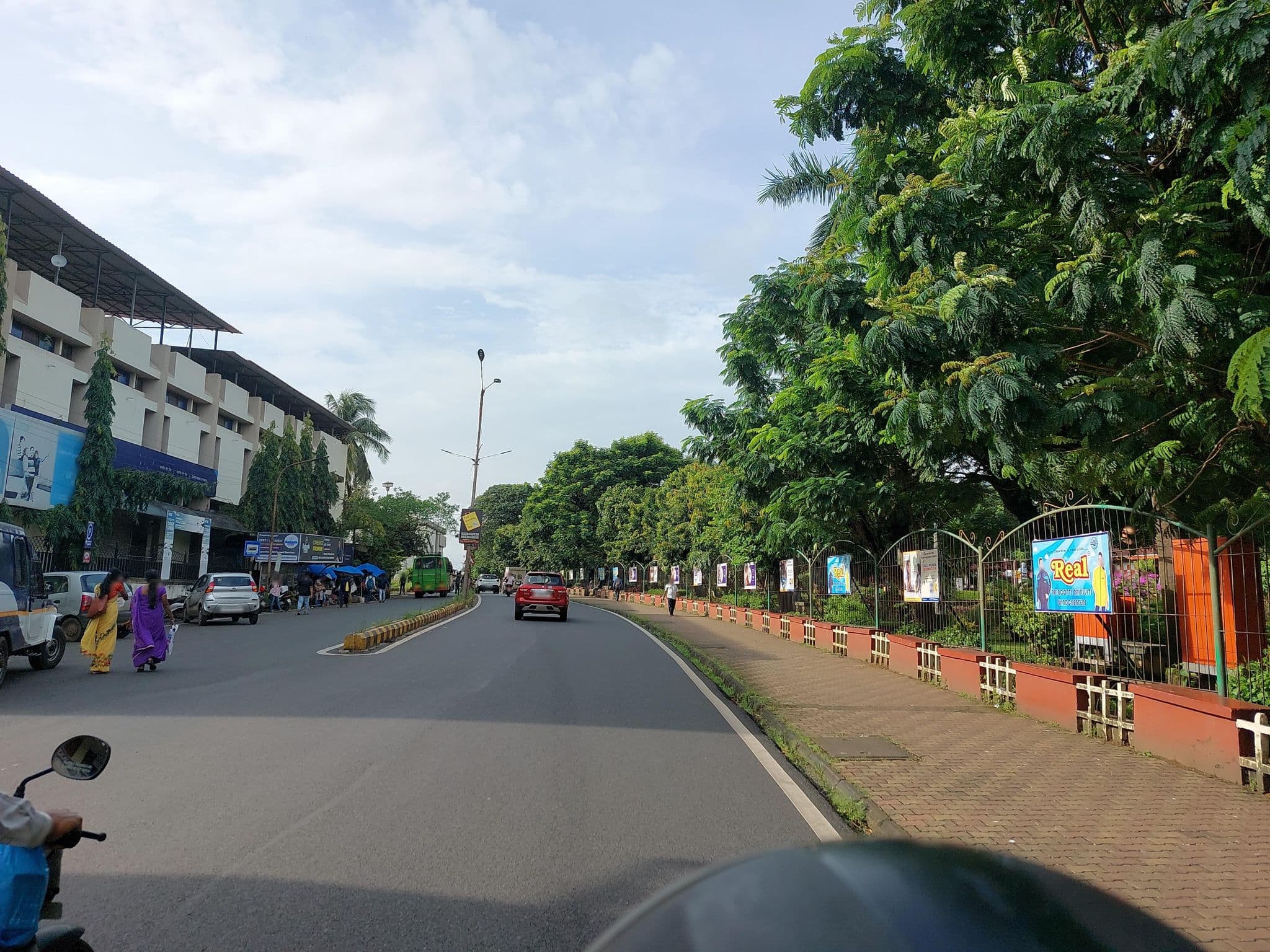 Street view near gogoa villa, Madgaon — © NiharikaY (CC BY-SA · Mapillary)