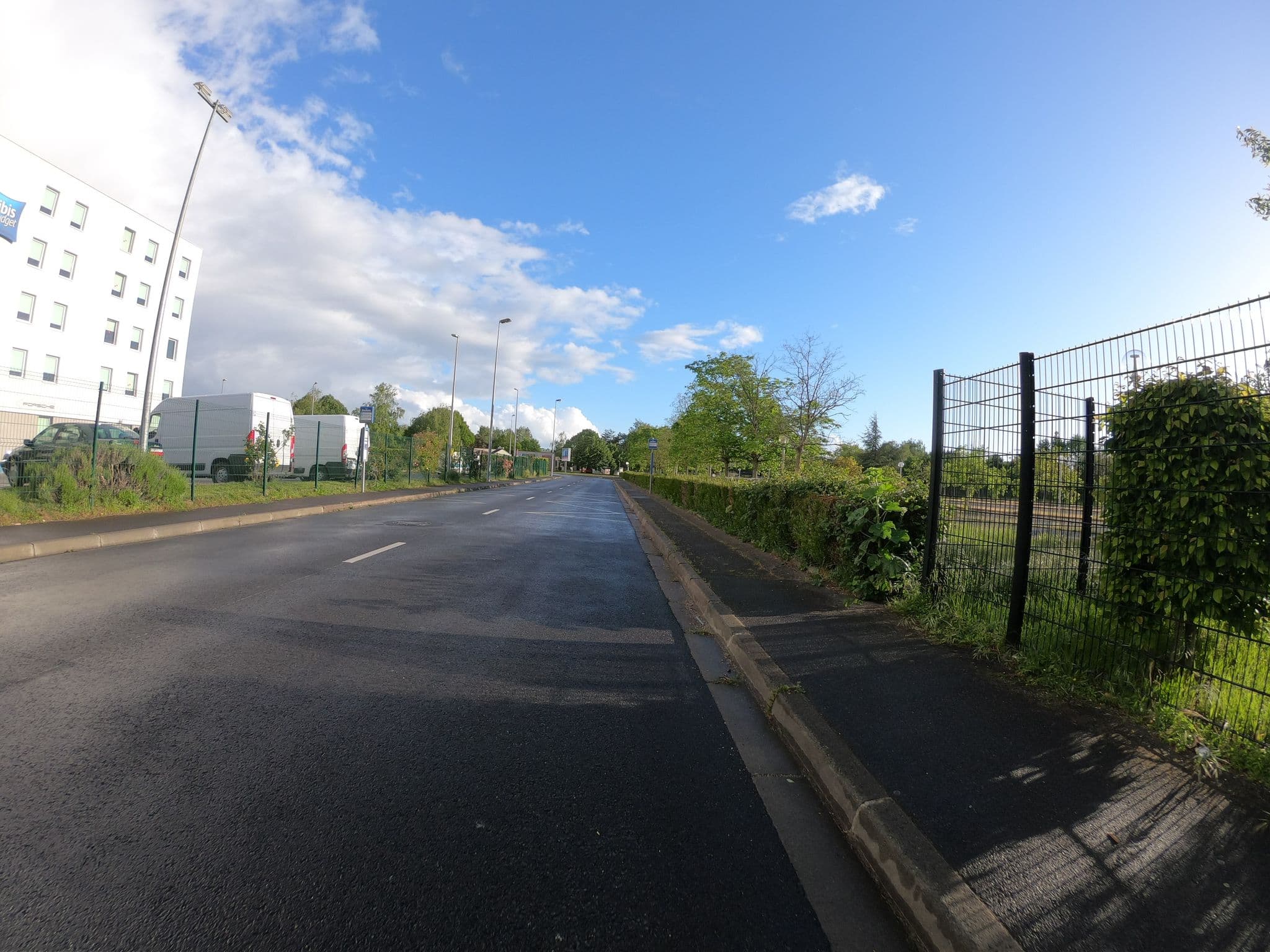 Street view near Ibis Budget Tours Nord, Parçay-Meslay — © cartocite (CC BY-SA · Mapillary)