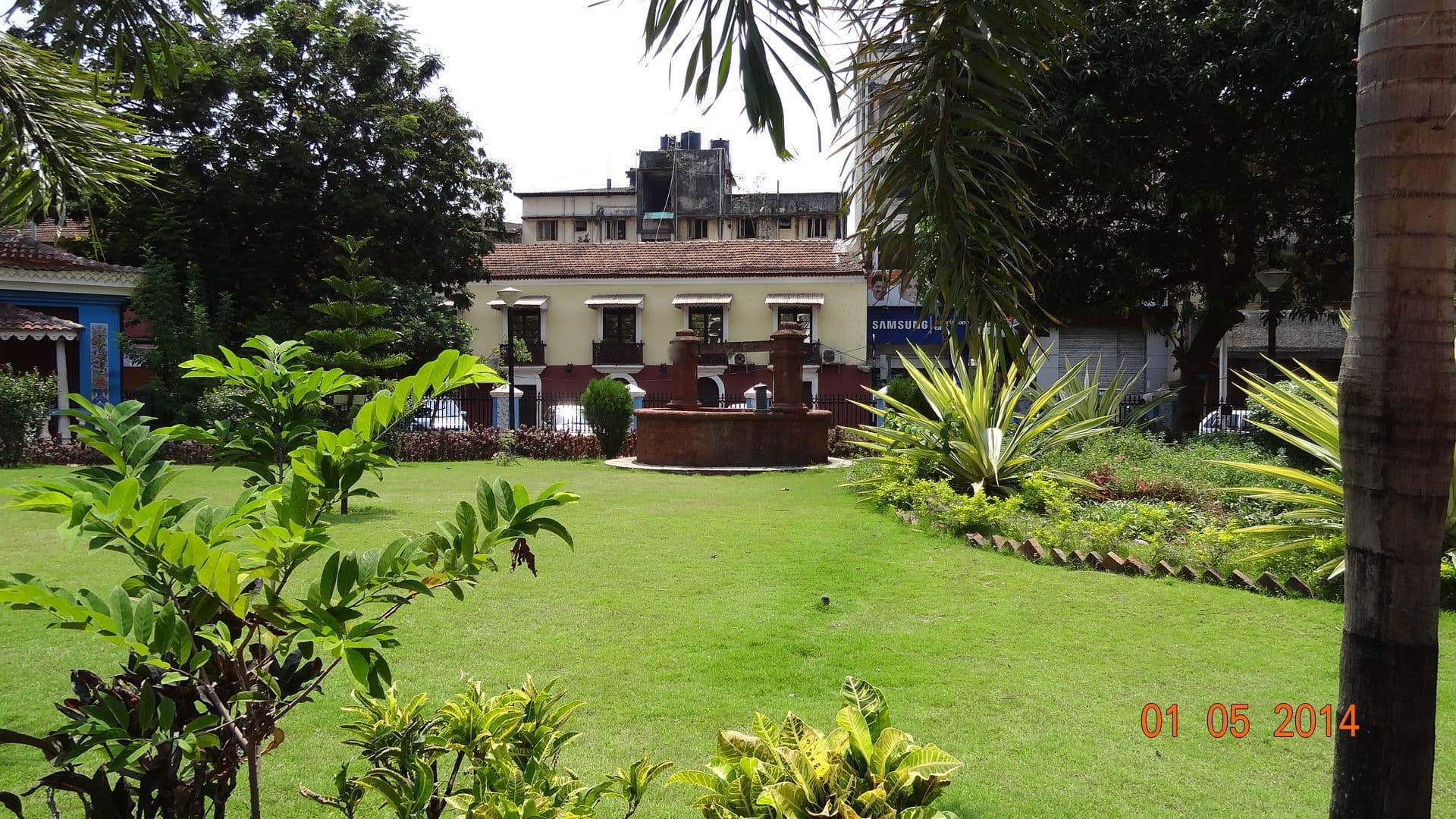 Street view near Crown plaza, Panjim — © aloksharma (CC BY-SA · Mapillary)