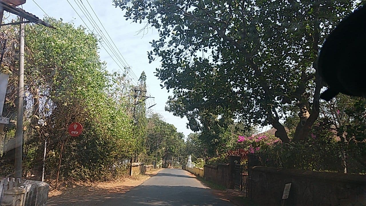 Street view near Quinta Serena, Pilerne — © rdlf19051985 (CC BY-SA · Mapillary)