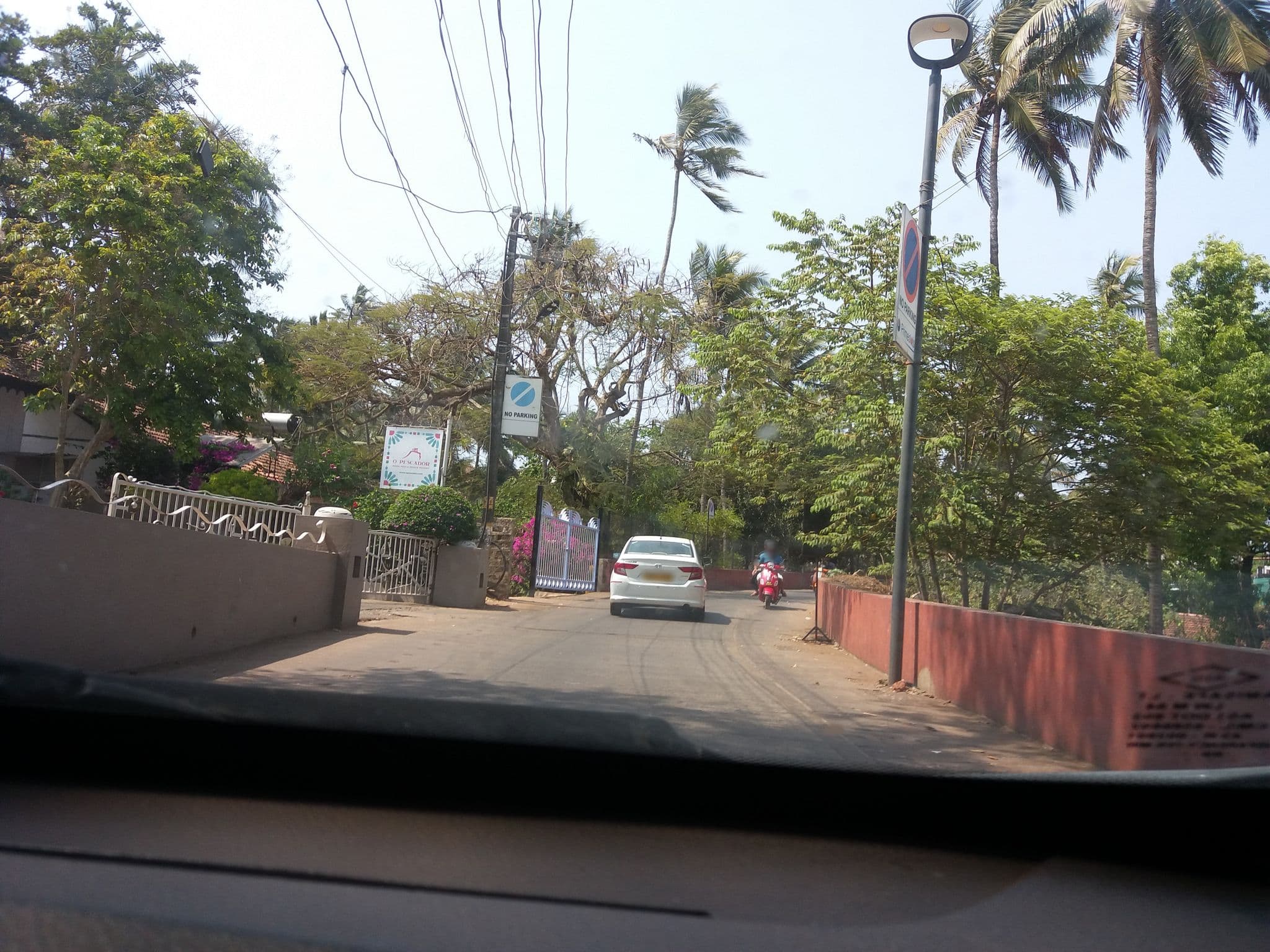 Street view near O'Pescador Dona Paula, Taleigao — © rdlf19051985 (CC BY-SA · Mapillary)