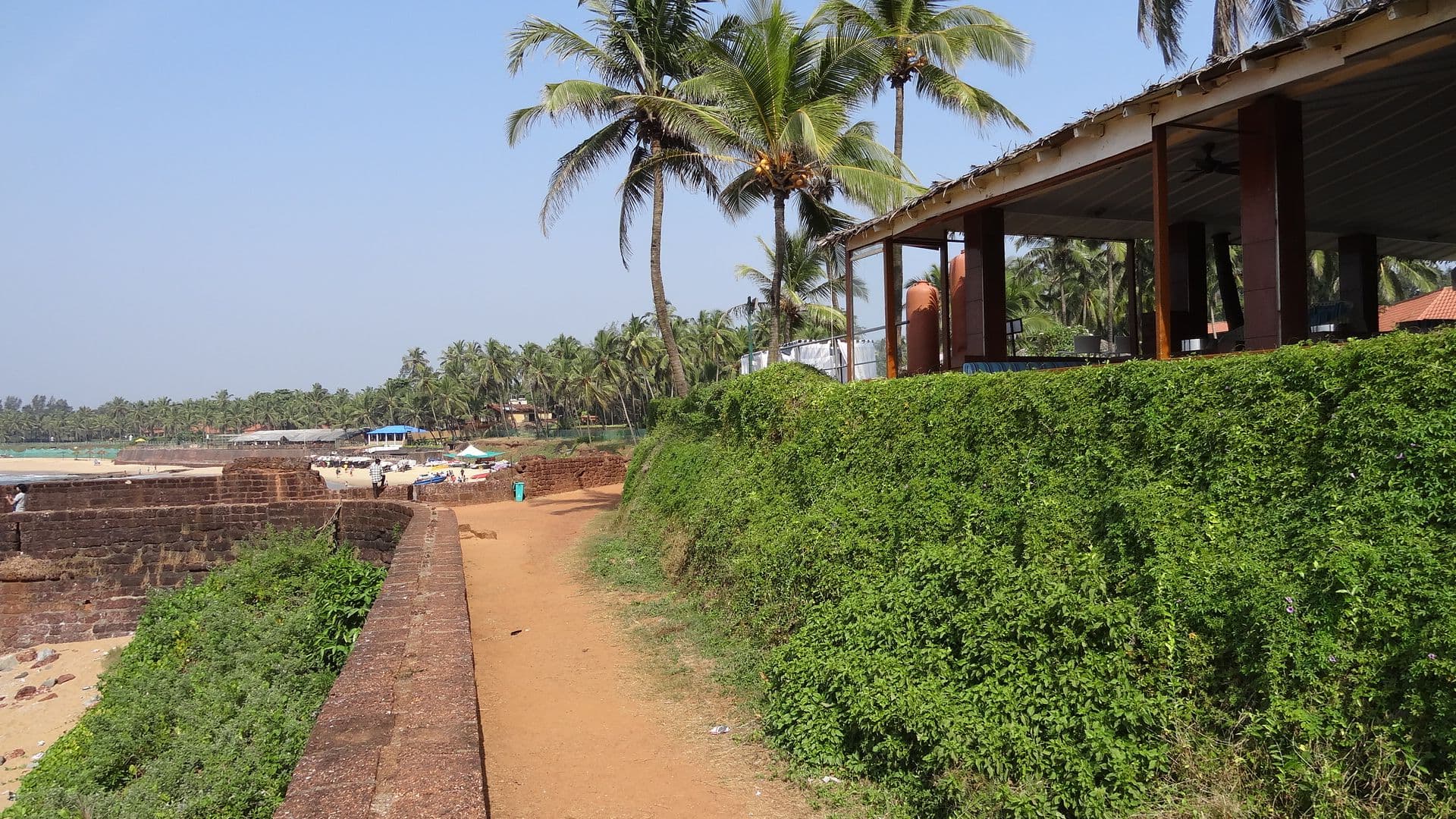 Street view near Poolside at Taj Fort Aguada, Nerul — © aloksharma (CC BY-SA · Mapillary)
