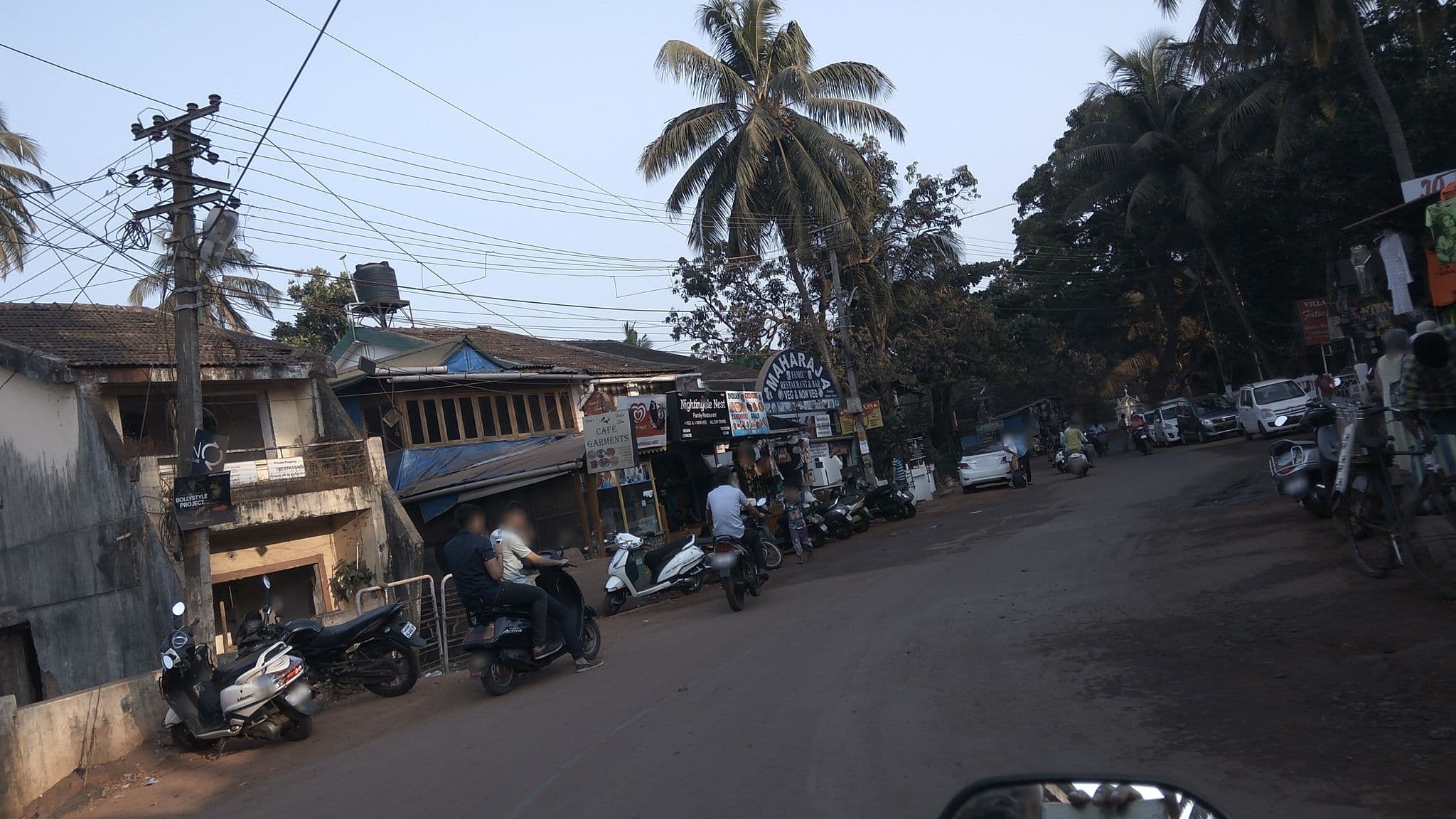 Street view near OYO 10174 Kanta Guest House, Baga — © natarajakaveeti (CC BY-SA · Mapillary)