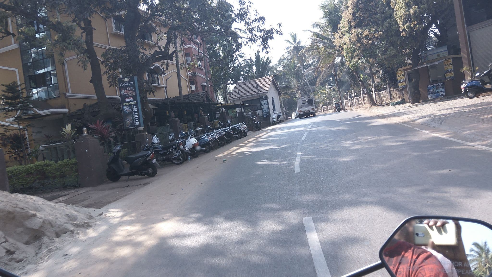 Street view near The Camelot Resort, Baga — © natarajakaveeti (CC BY-SA · Mapillary)
