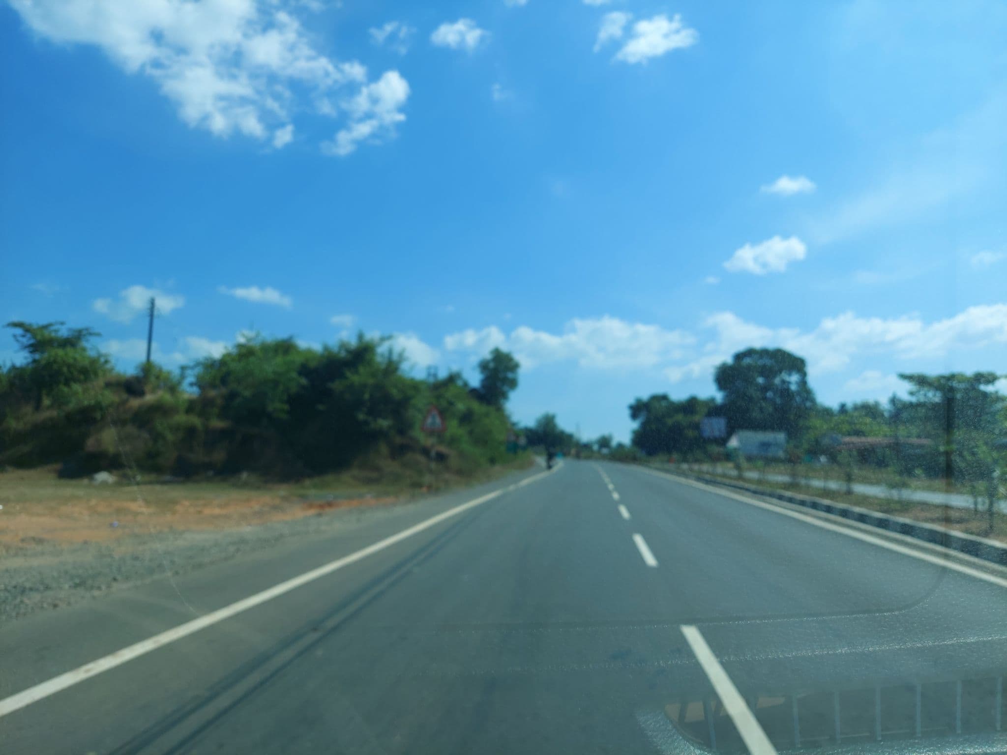 Street view near Kudal, Sāvantvādi — © abhyankar (CC BY-SA · Mapillary)