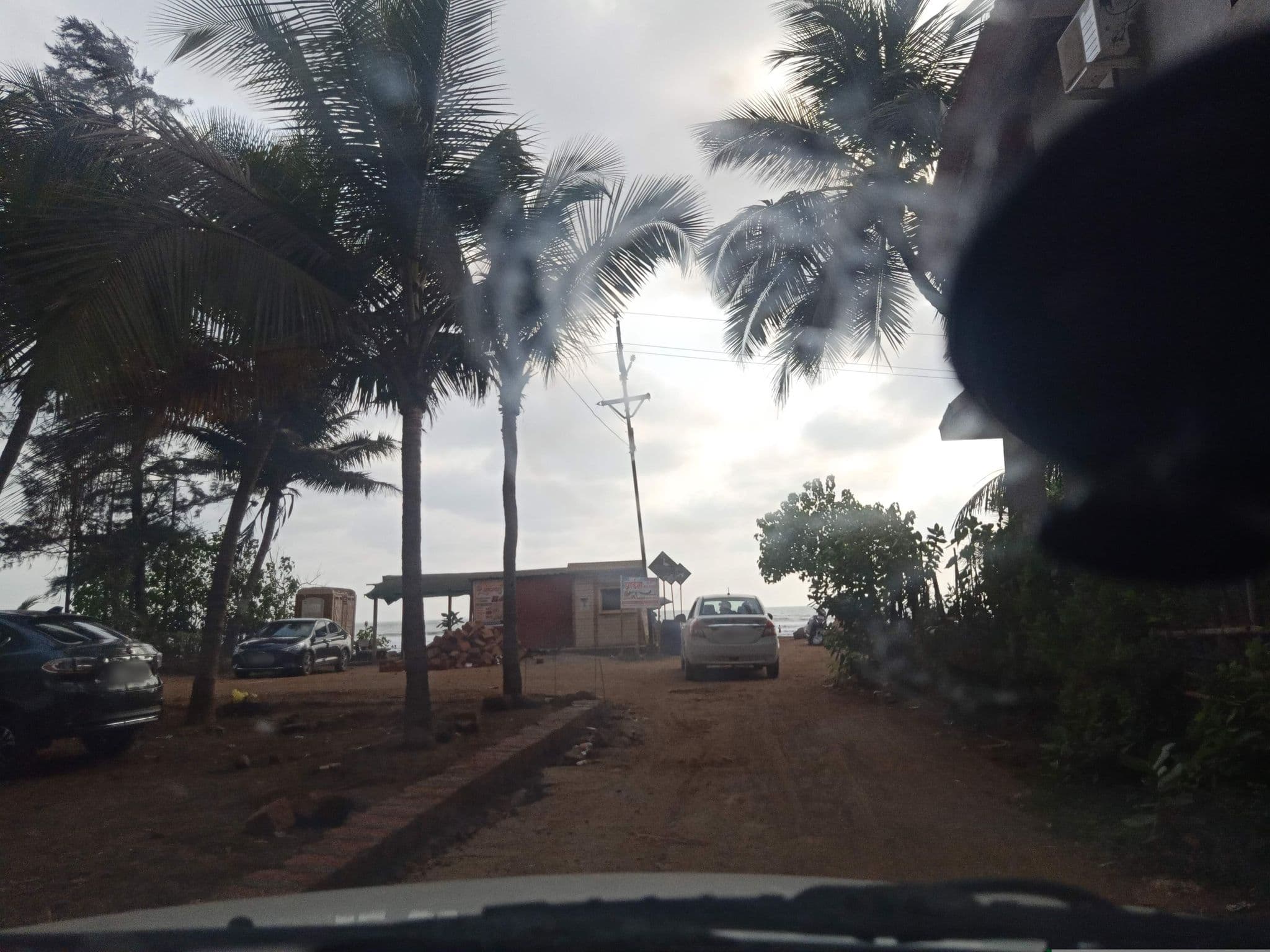 Street view near Ketki beach resort, Harnai — © nileshjagtap (CC BY-SA · Mapillary)