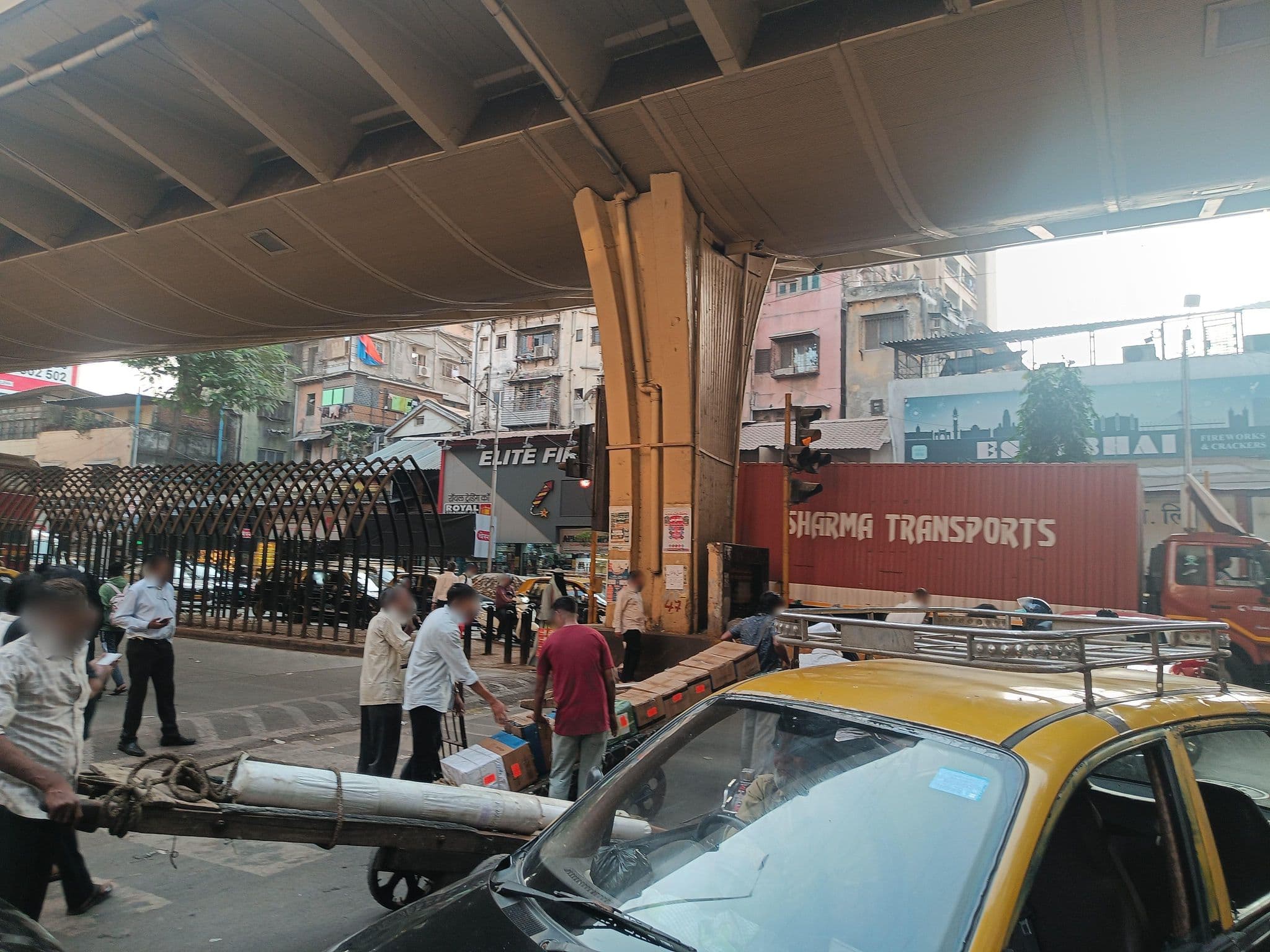 Street view near Glass Centre, Kegaon — © UN_B_G2 (CC BY-SA · Mapillary)