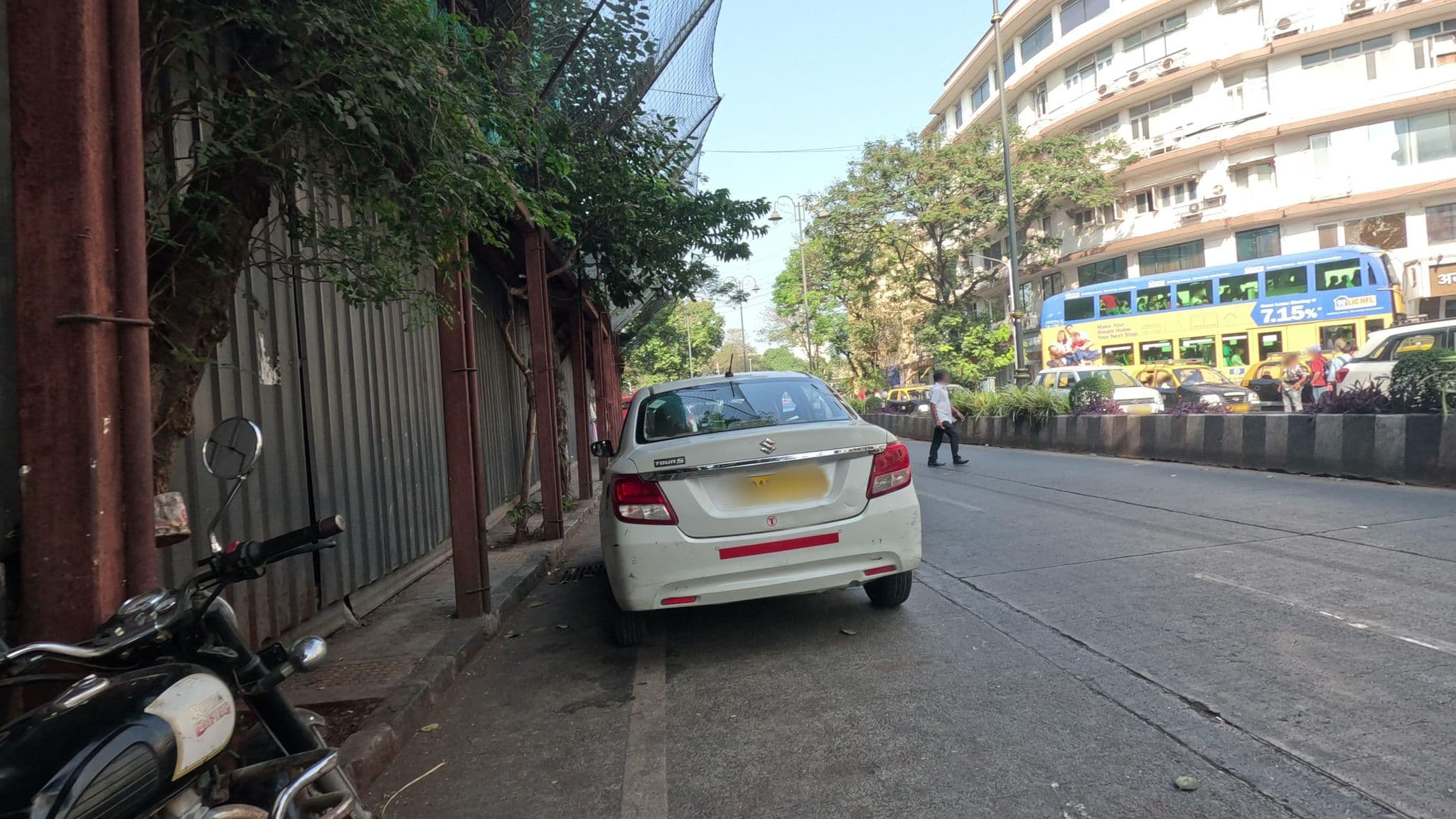 Street view near One Step Hostel, Kegaon — © alt9800 (CC BY-SA · Mapillary)