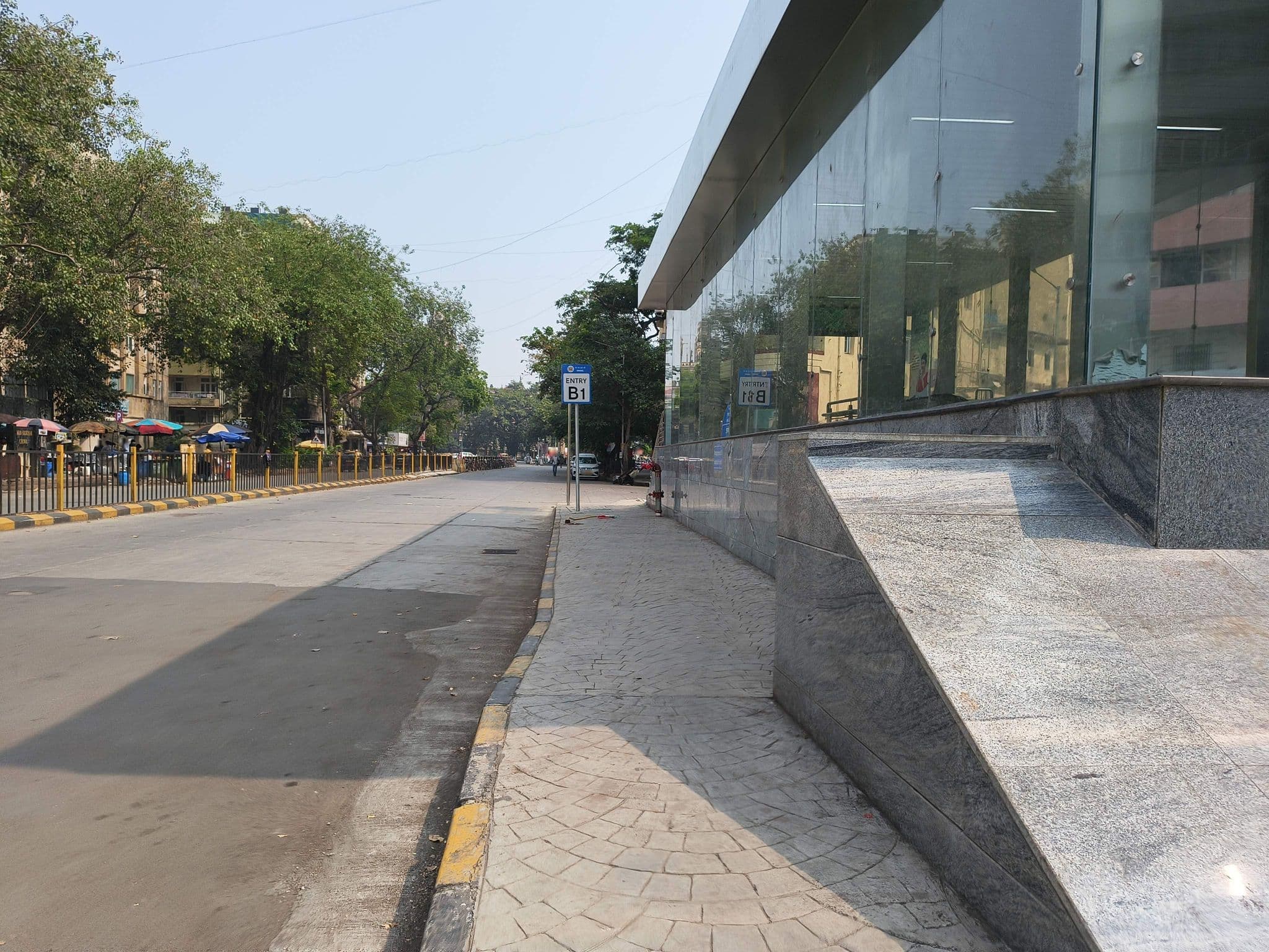Street view near Ritz Hotel, Kegaon — © WPStan (CC BY-SA · Mapillary)