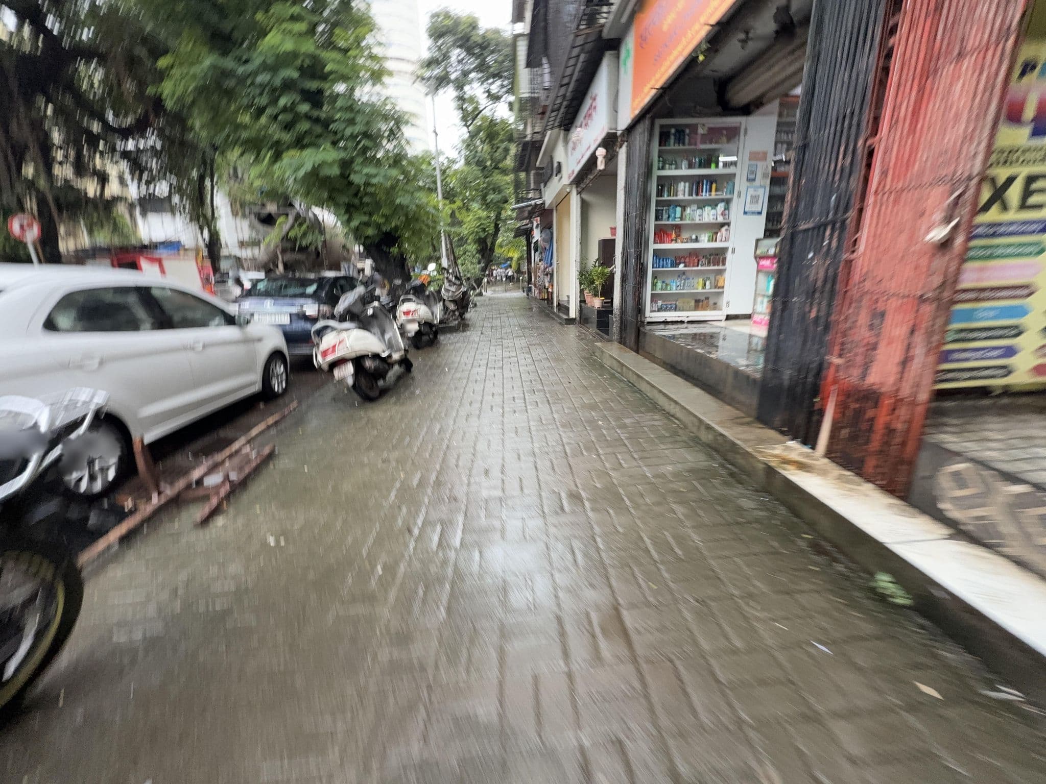 Street view near Apartment In Mumbai City Centre, Dhārāvi — © Aarna_Chopdekar (CC BY-SA · Mapillary)