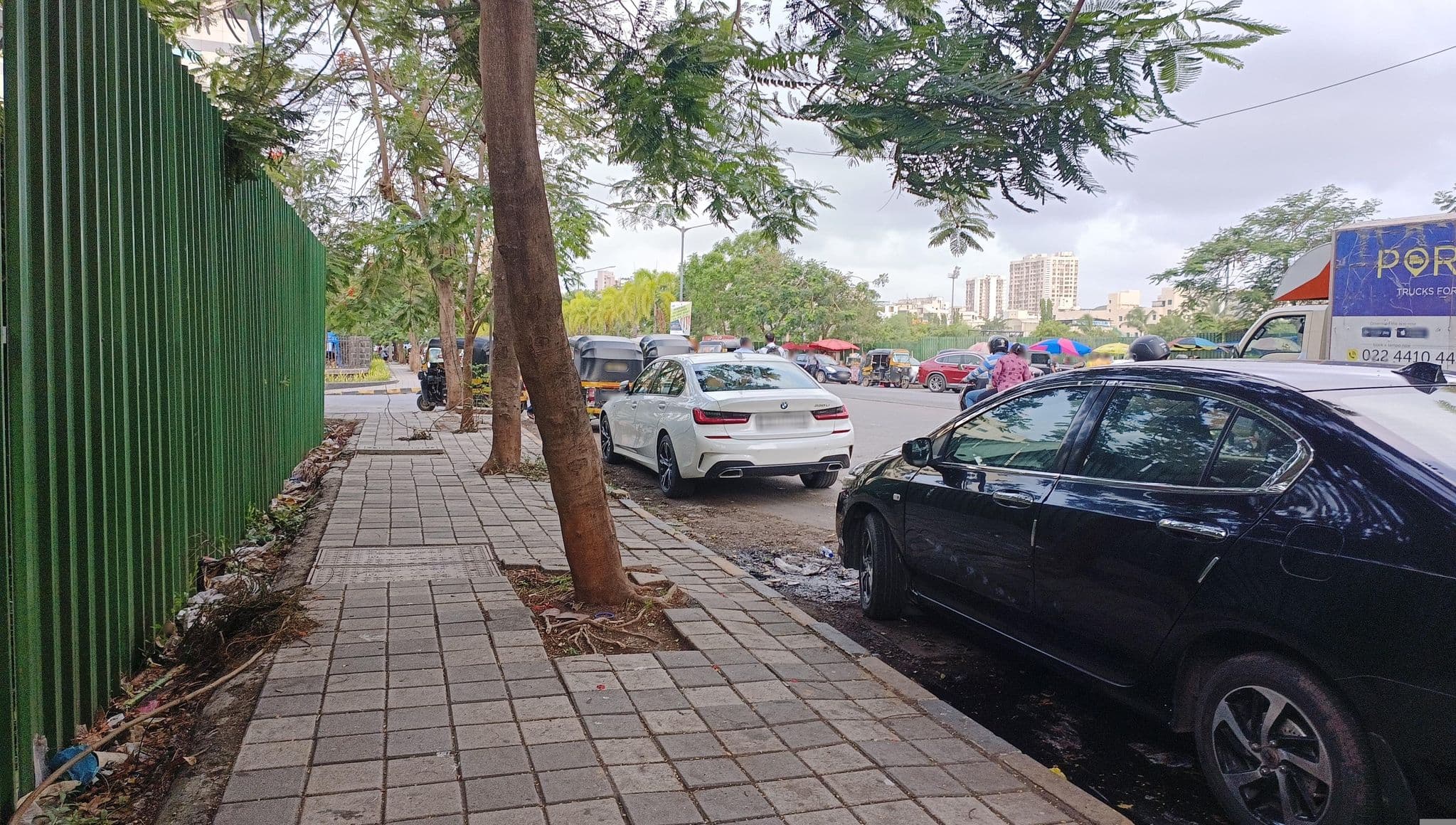 Street view near Club Mahindra, Borivli — © Gargi (CC BY-SA · Mapillary)