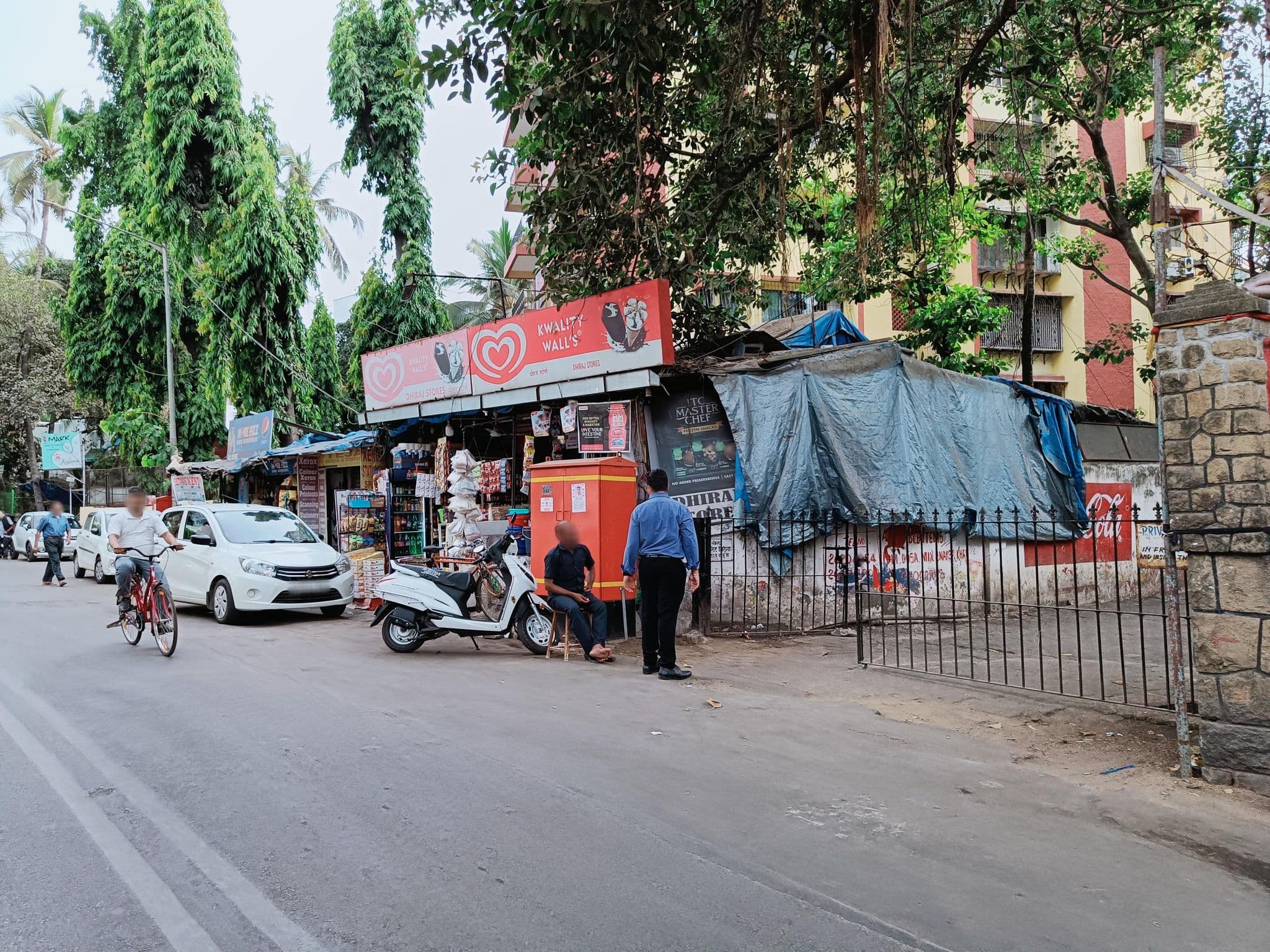 Street view near Aura Executive Home Bandra, Mumbai — © IBI (CC BY-SA · Mapillary)