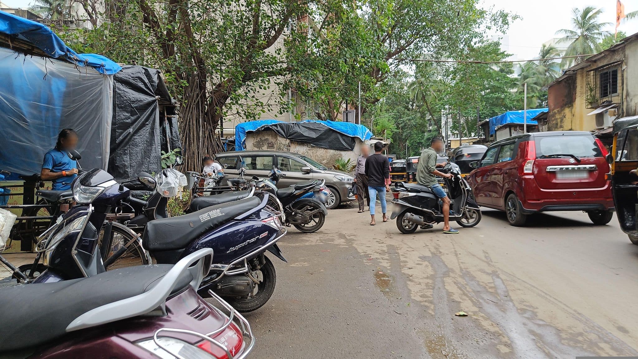 Street view near The Deccan Retreat, Mumbai — © WPStan (CC BY-SA · Mapillary)