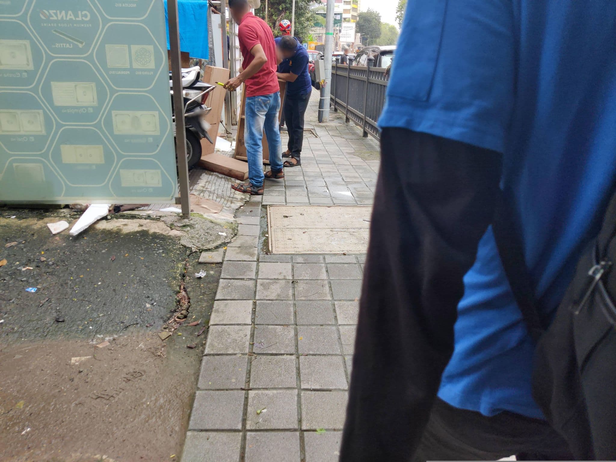 Street view near Rupali Hotel, Mumbai — © dylanman (CC BY-SA · Mapillary)