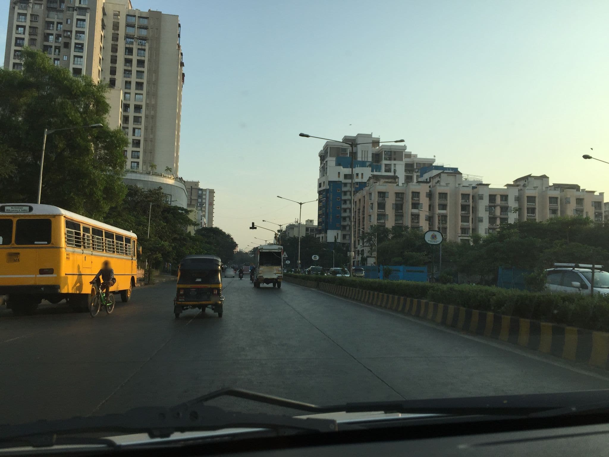 Street view near Shah Enterprises, Borivli — © agarcia (CC BY-SA · Mapillary)