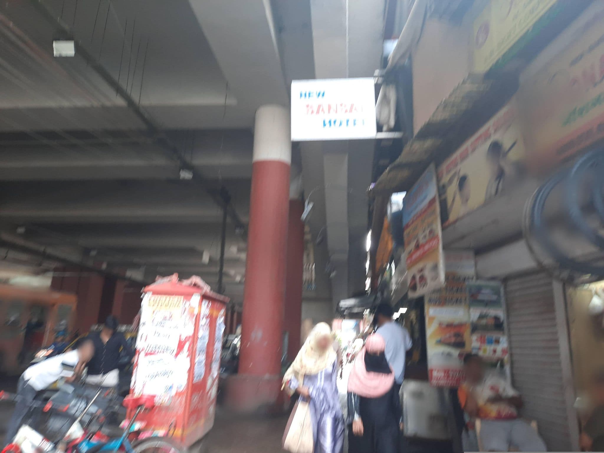 Street view near hotel concord galaxy, Powai — © ruchagawde (CC BY-SA · Mapillary)