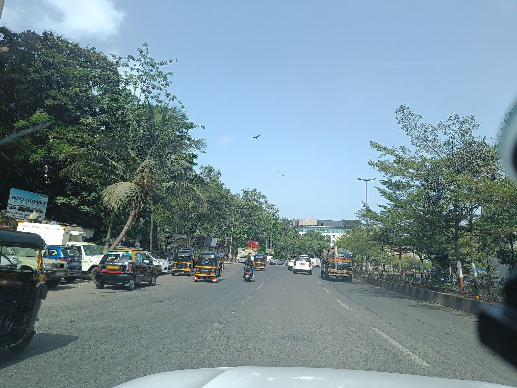 Street view near Bebop, Powai — © varunbhakhri (CC BY-SA · Mapillary)