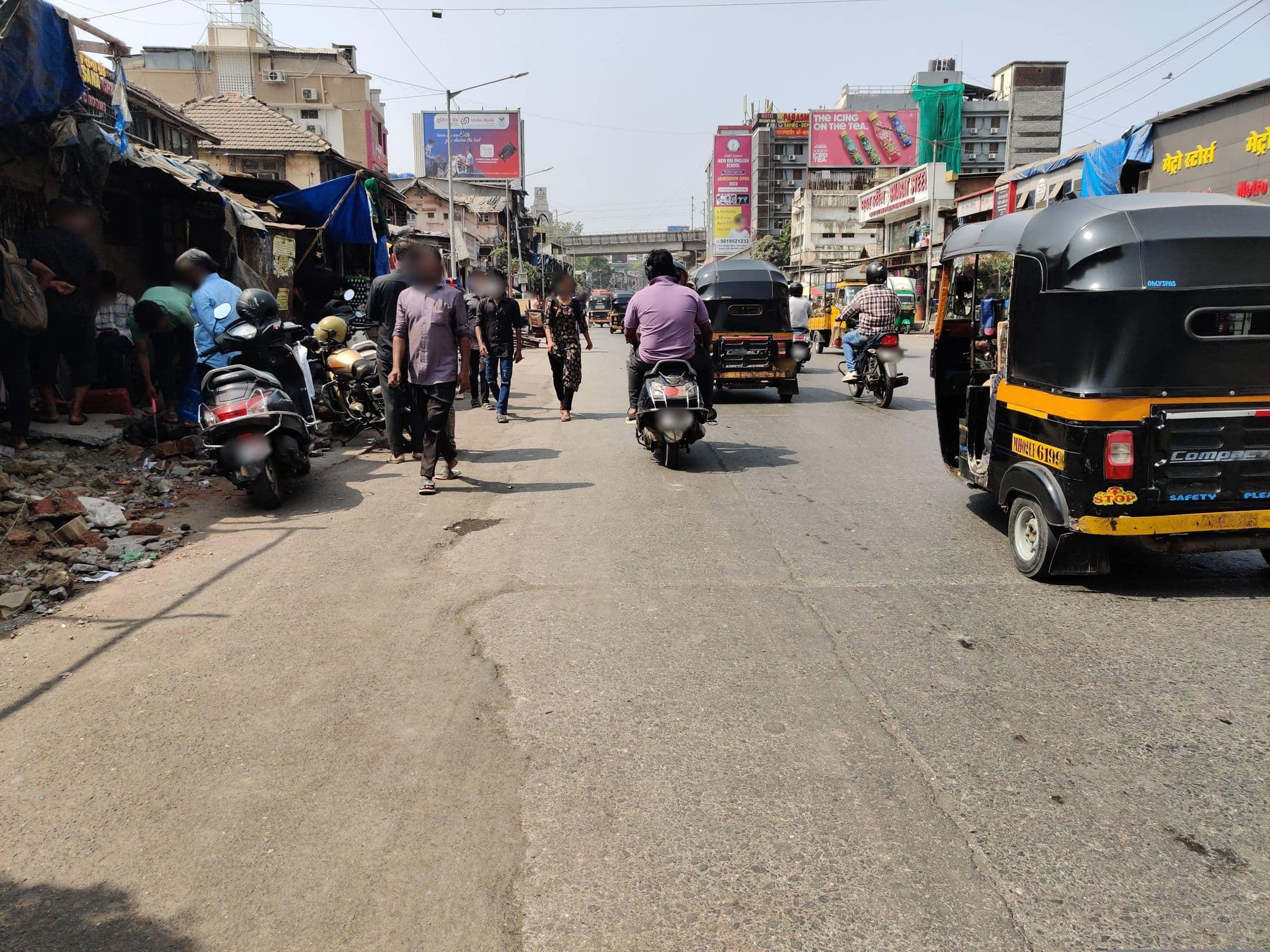 Street view near Hotel Sri Ganesh, Powai — © WP_At (CC BY-SA · Mapillary)