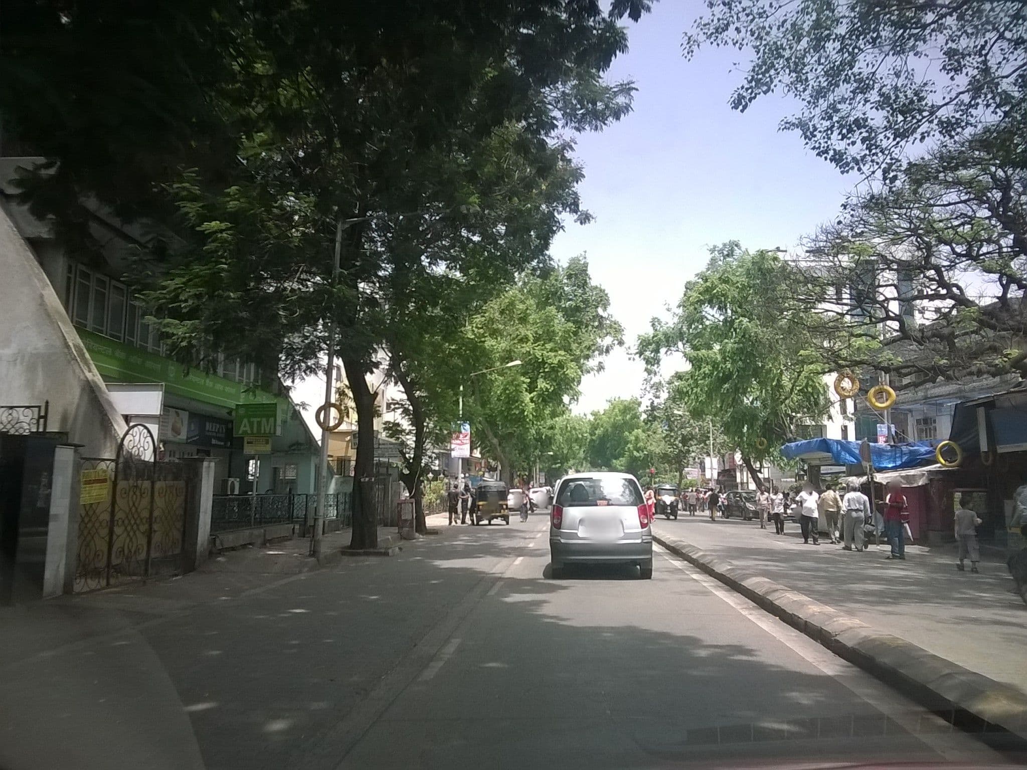 Street view near Hotel Air View, Mumbai — © luanne (CC BY-SA · Mapillary)