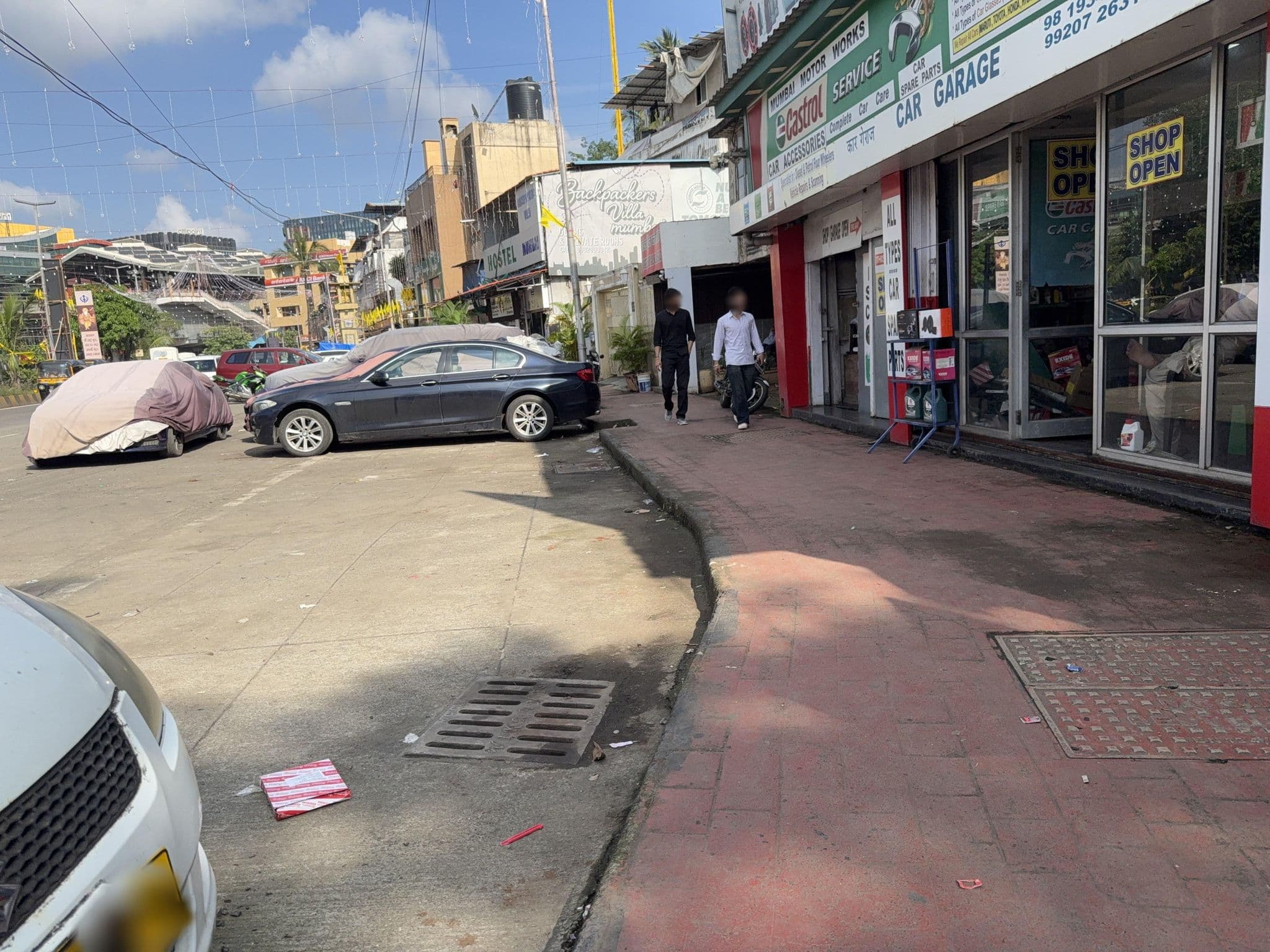 Street view near FabHotel Midaas Comfort, Powai — © WP_At (CC BY-SA · Mapillary)