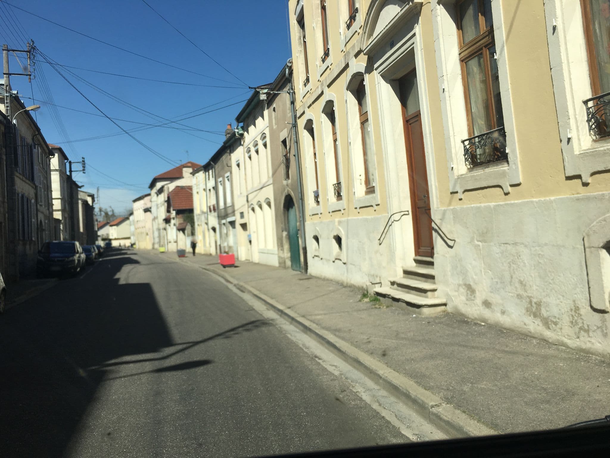 Street view near Appartement Larzilliere, Saint-Mihiel — © raymond (CC BY-SA · Mapillary)