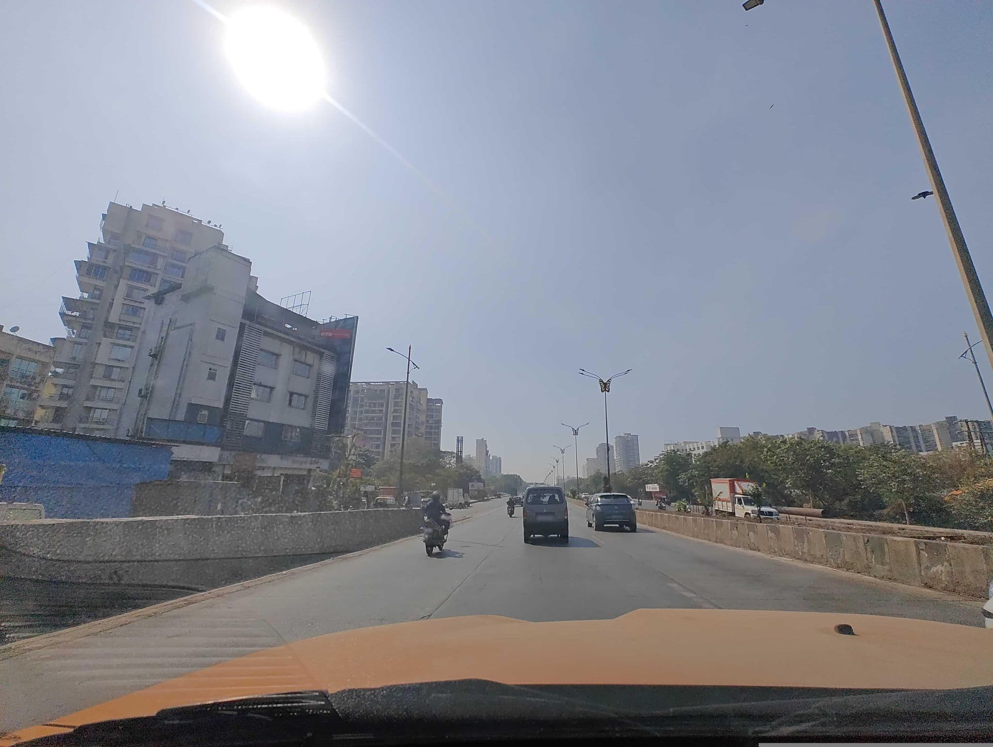 Street view near Hotel Comfort Inn, Kharghar — © AliAba (CC BY-SA · Mapillary)