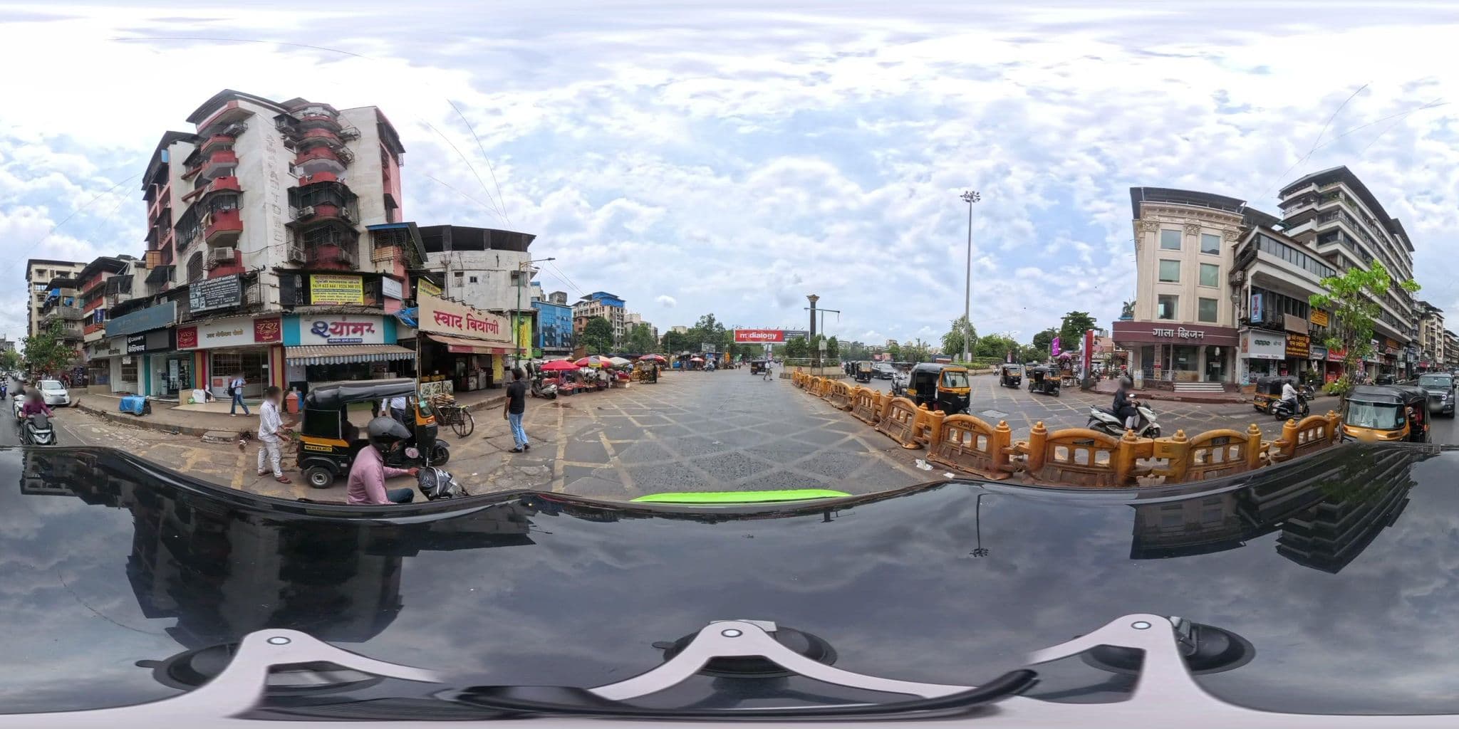 Street view near Hotel Highland Residency, Thāne — © skysign (CC BY-SA · Mapillary)