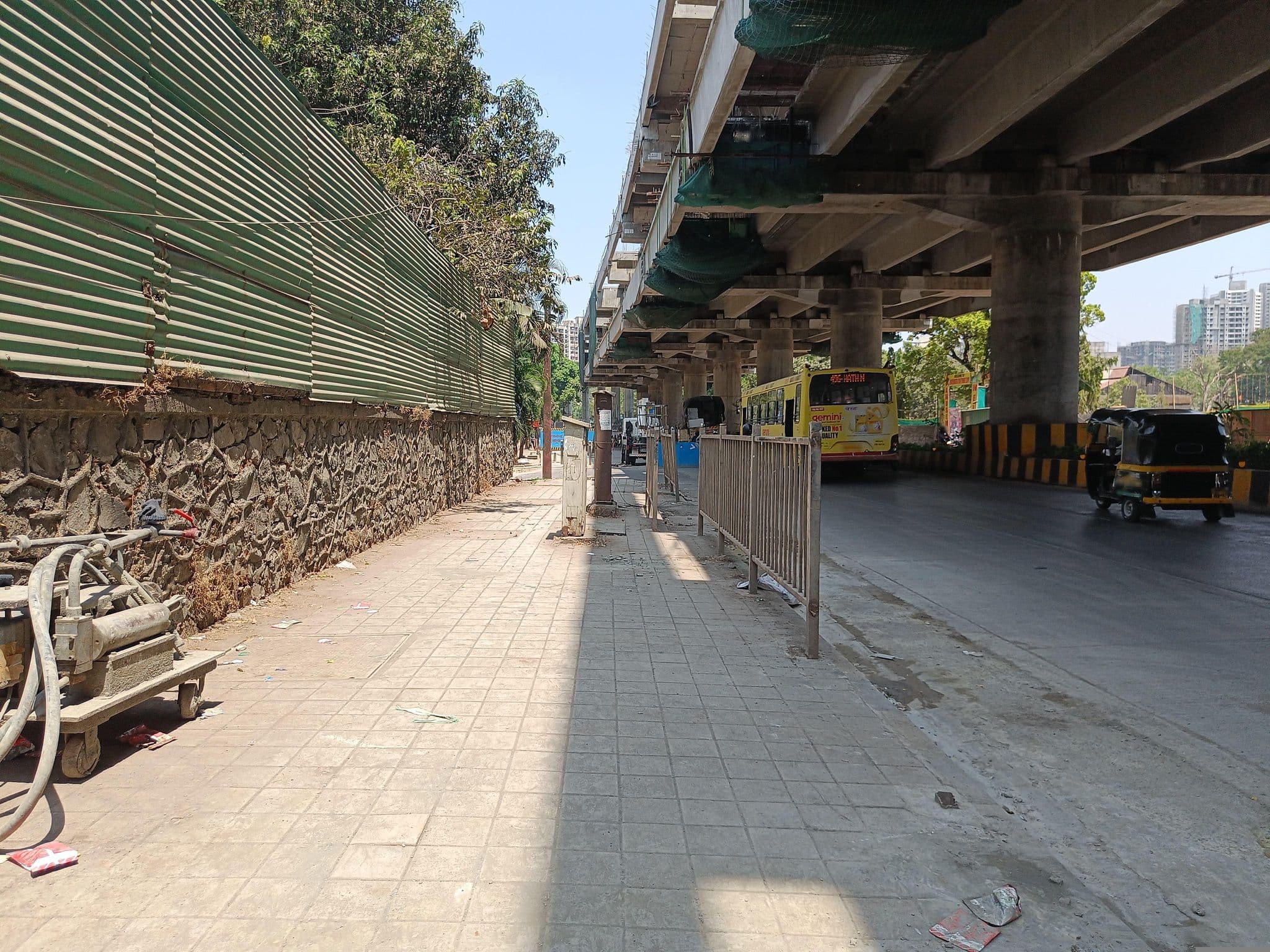Street view near Hotel Archana Residency, Thāne — © WPStan (CC BY-SA · Mapillary)