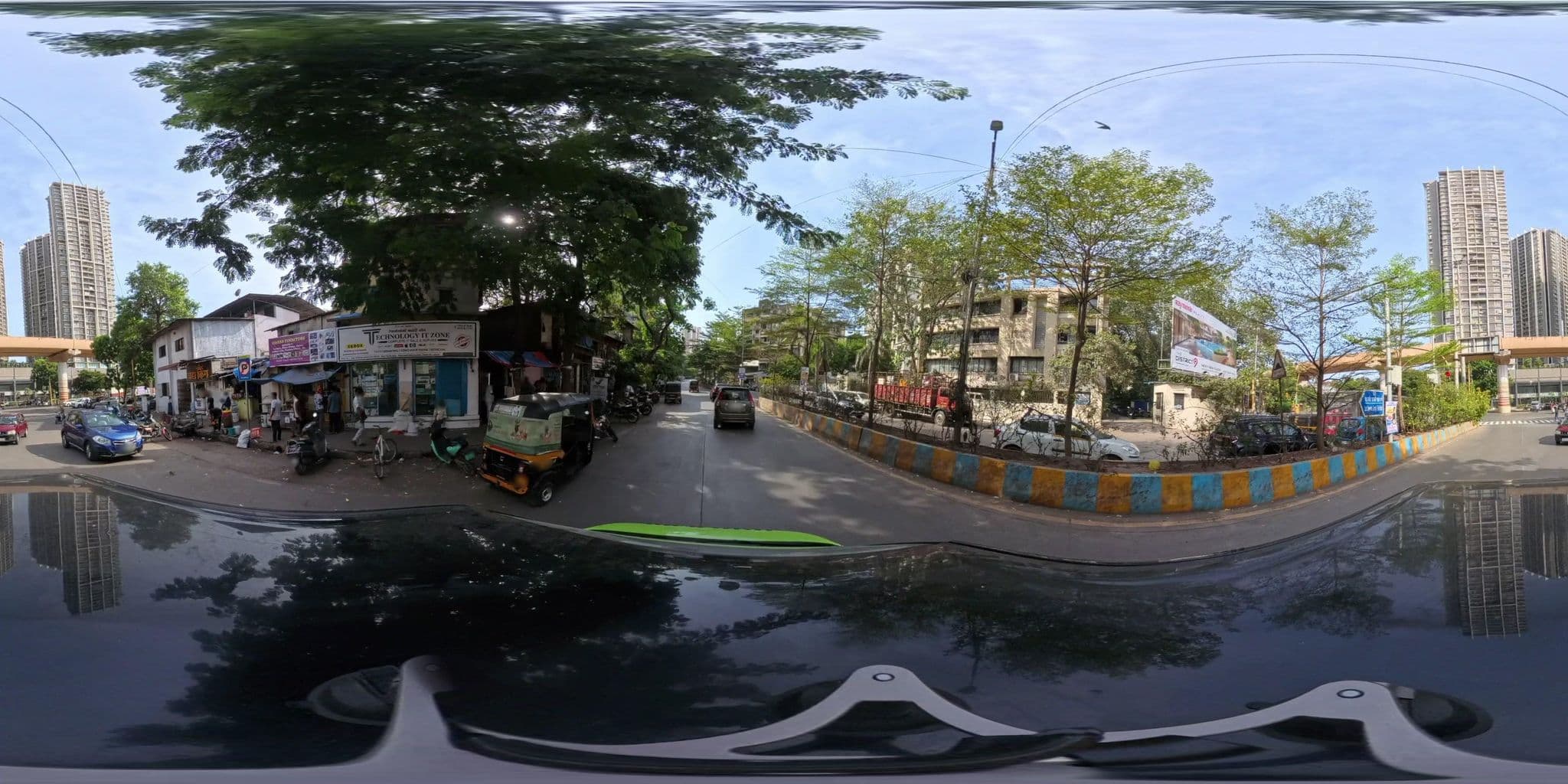 Street view near Hotel Viraj, Thāne — © skysign (CC BY-SA · Mapillary)