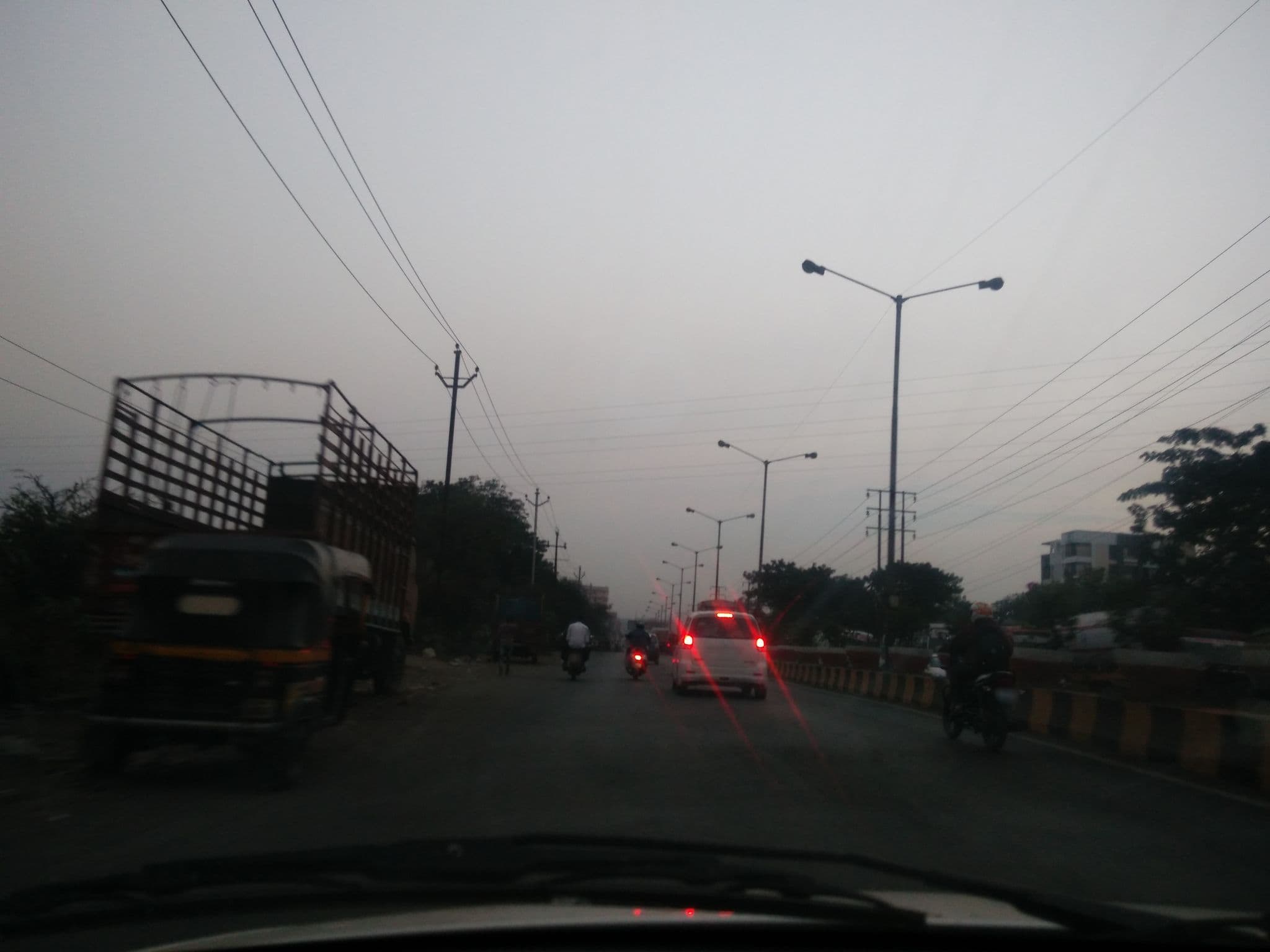 Street view near Vijay Sagar Hotel, Dombivali — © nikhil27 (CC BY-SA · Mapillary)