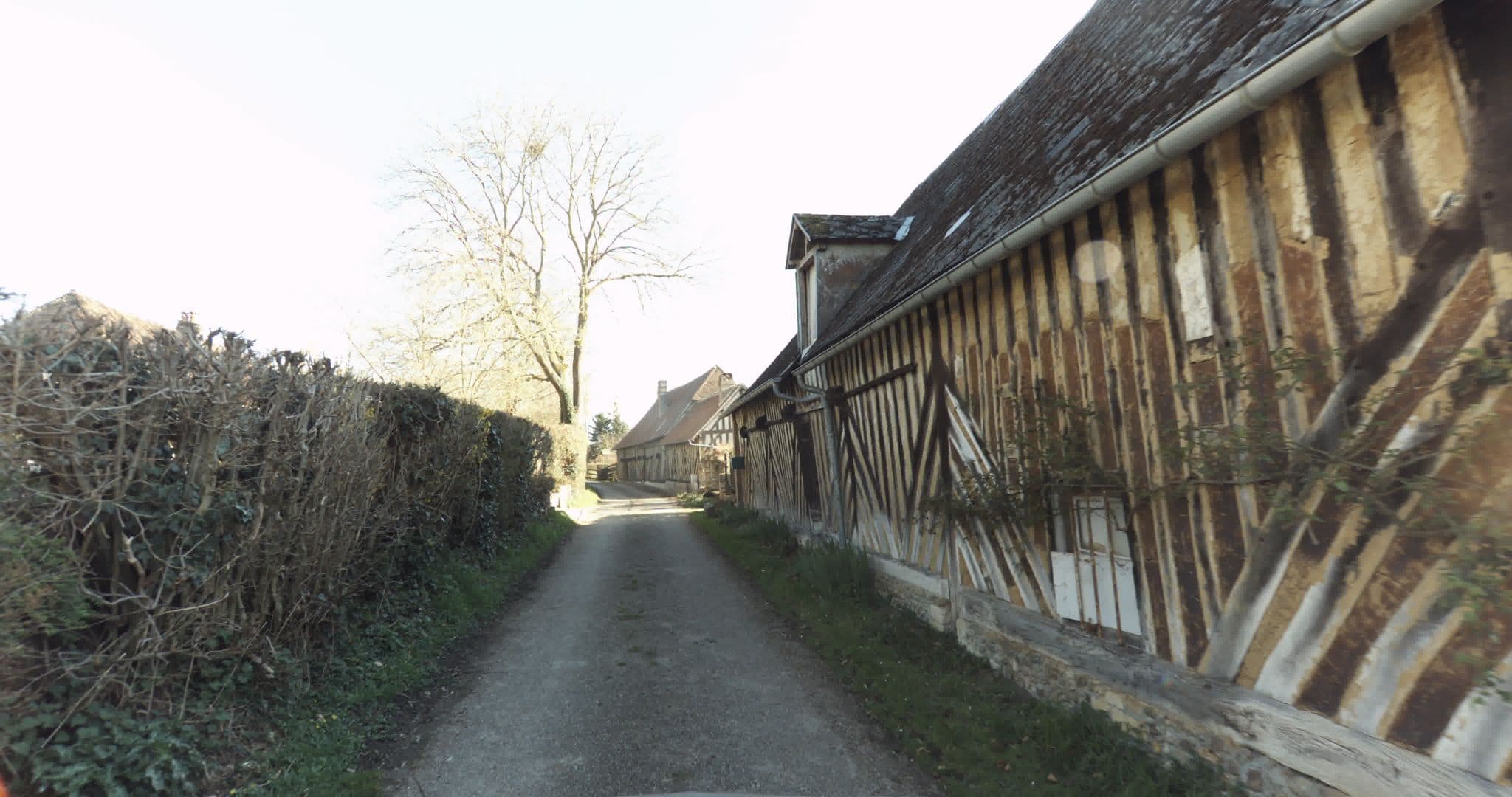 Street view near La Marnière, Livarot — © sogefi (CC BY-SA · Mapillary)