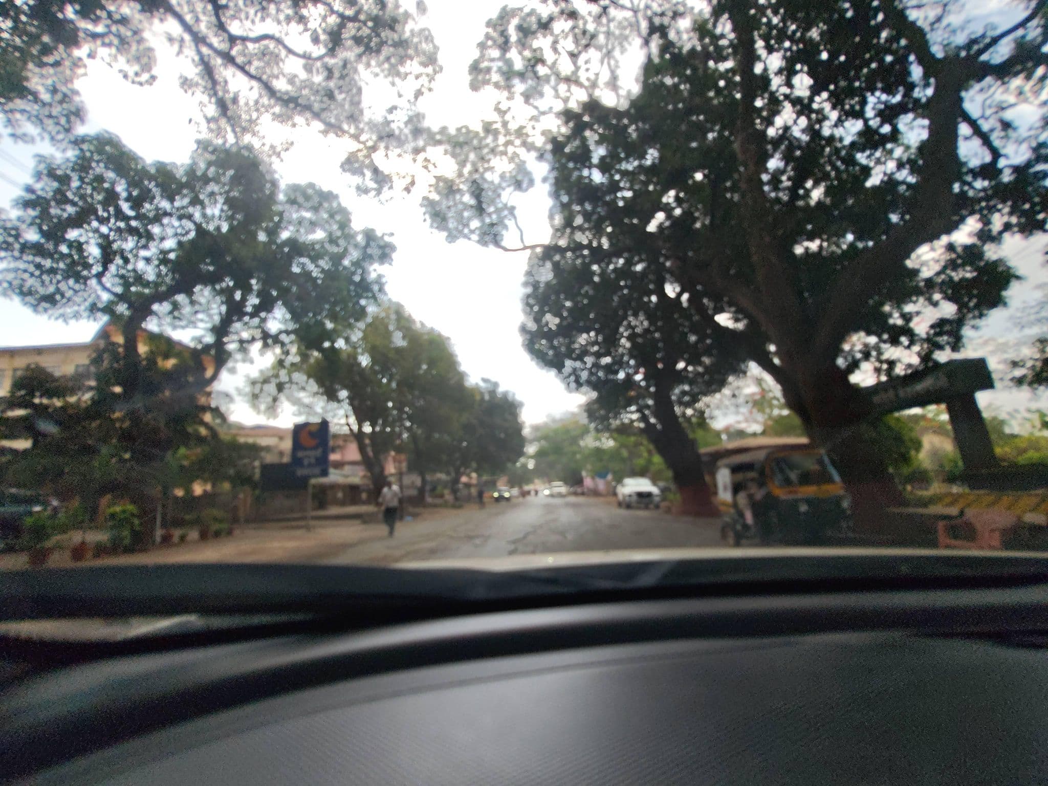 Street view near Comfort Inn, Dāpoli — © AmrutaA (CC BY-SA · Mapillary)