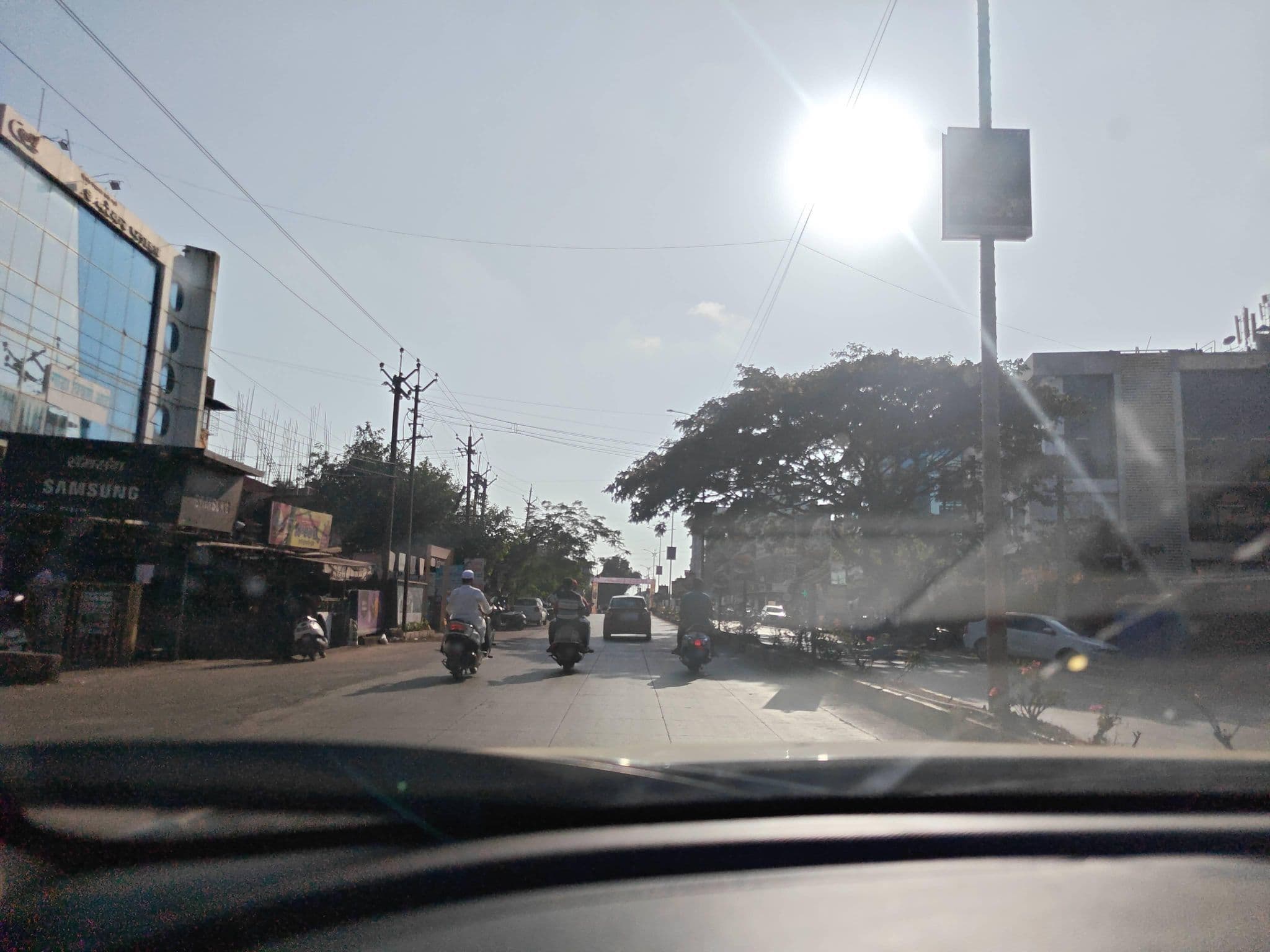 Street view near The Grand Inn, Ratnagiri — © AmrutaA (CC BY-SA · Mapillary)