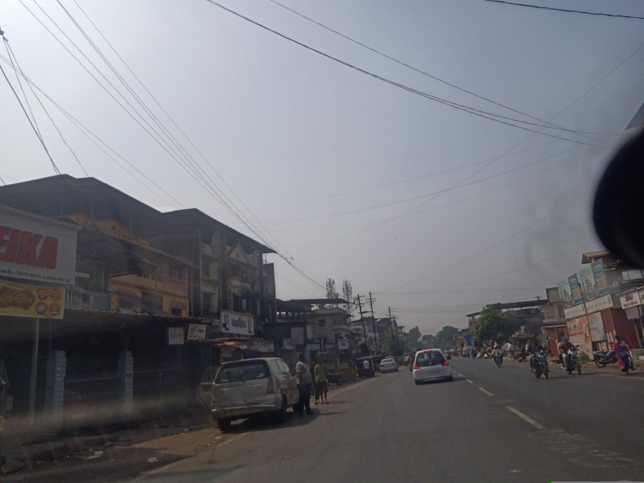 Street view near Hotel Samrudhi, Utekhol — © nileshjagtap (CC BY-SA · Mapillary)