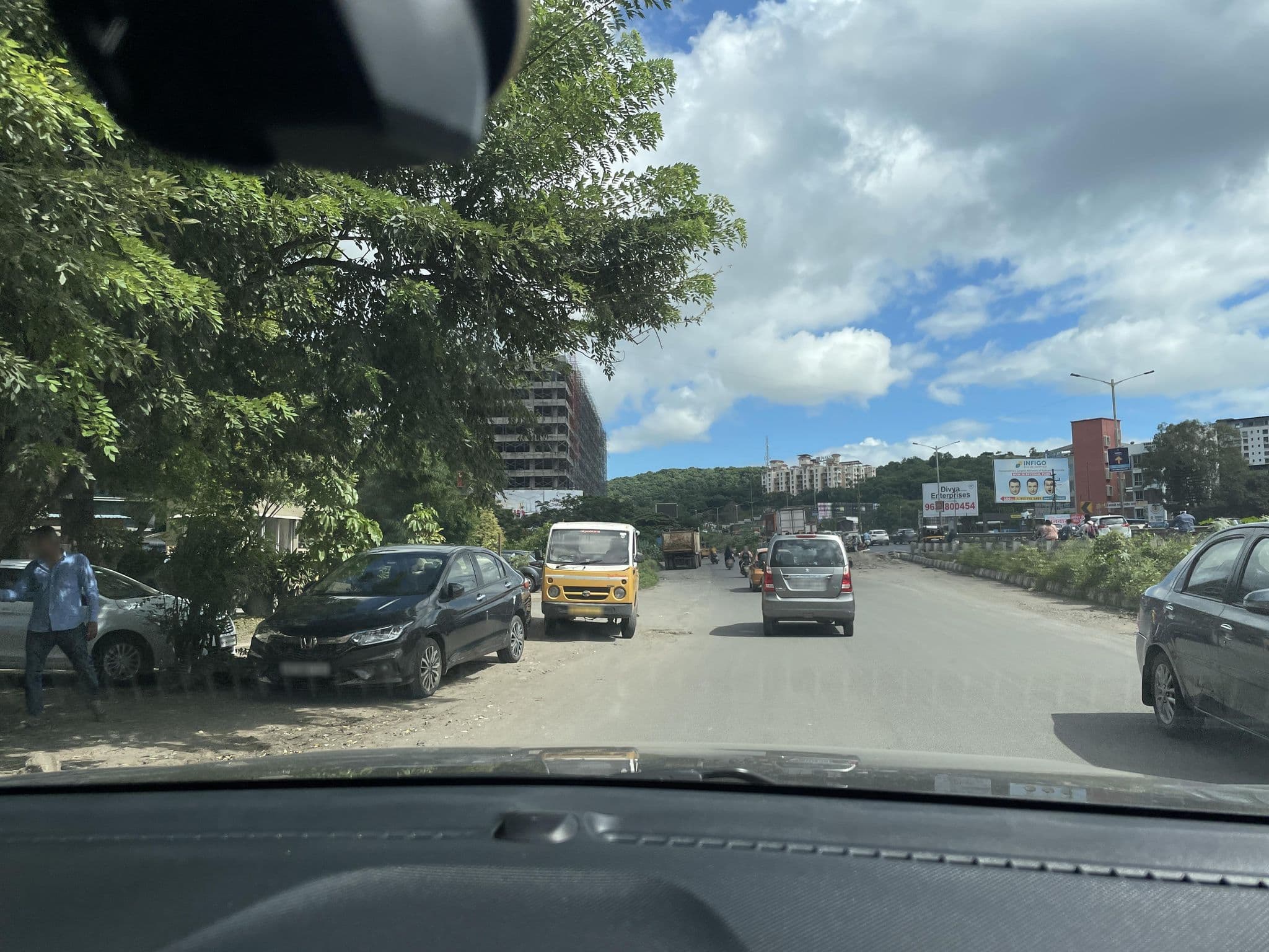 Street view near Metrocity Girls Hostel- Bavdhan, Pune, Kharakvasla — © cartofy (CC BY-SA · Mapillary)