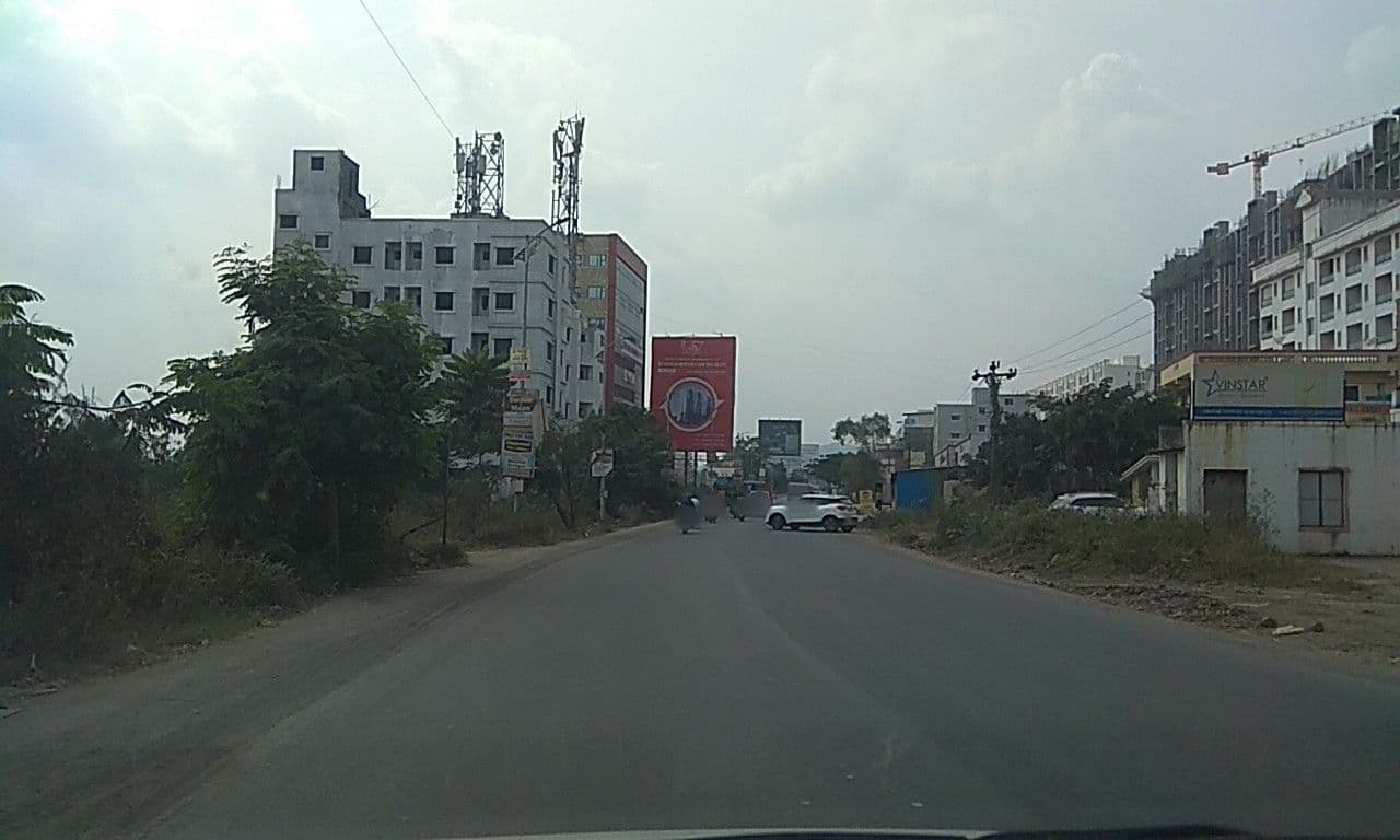 Street view near Vinstar Serviced Apartments, Hinjawadi — © natarajakaveeti (CC BY-SA · Mapillary)
