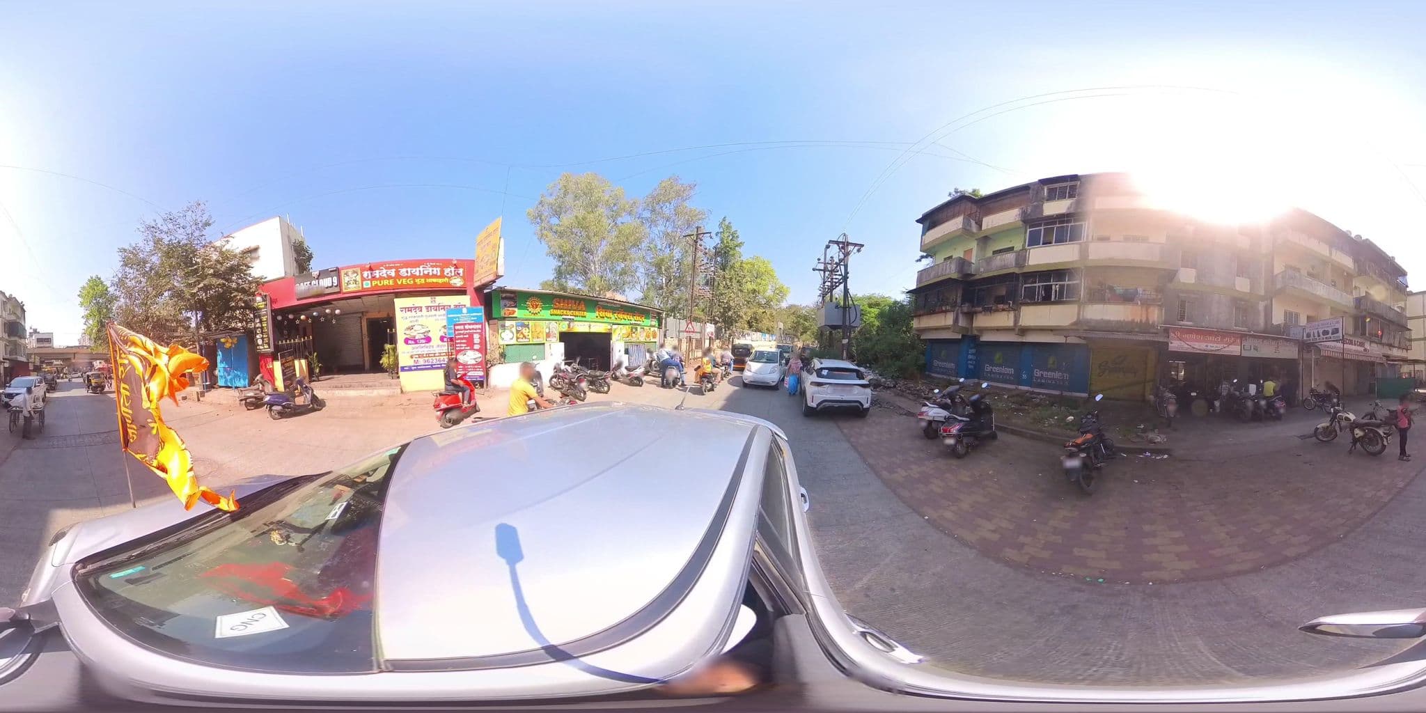 Street view near Hotel Bhairavi, Pimpri-Chinchwad — © skysign (CC BY-SA · Mapillary)